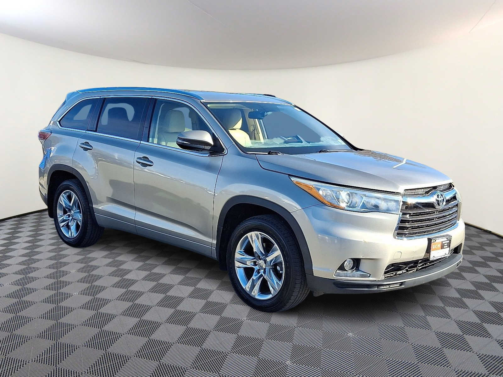 Thumbnail: 2015 Toyota Highlander - 5