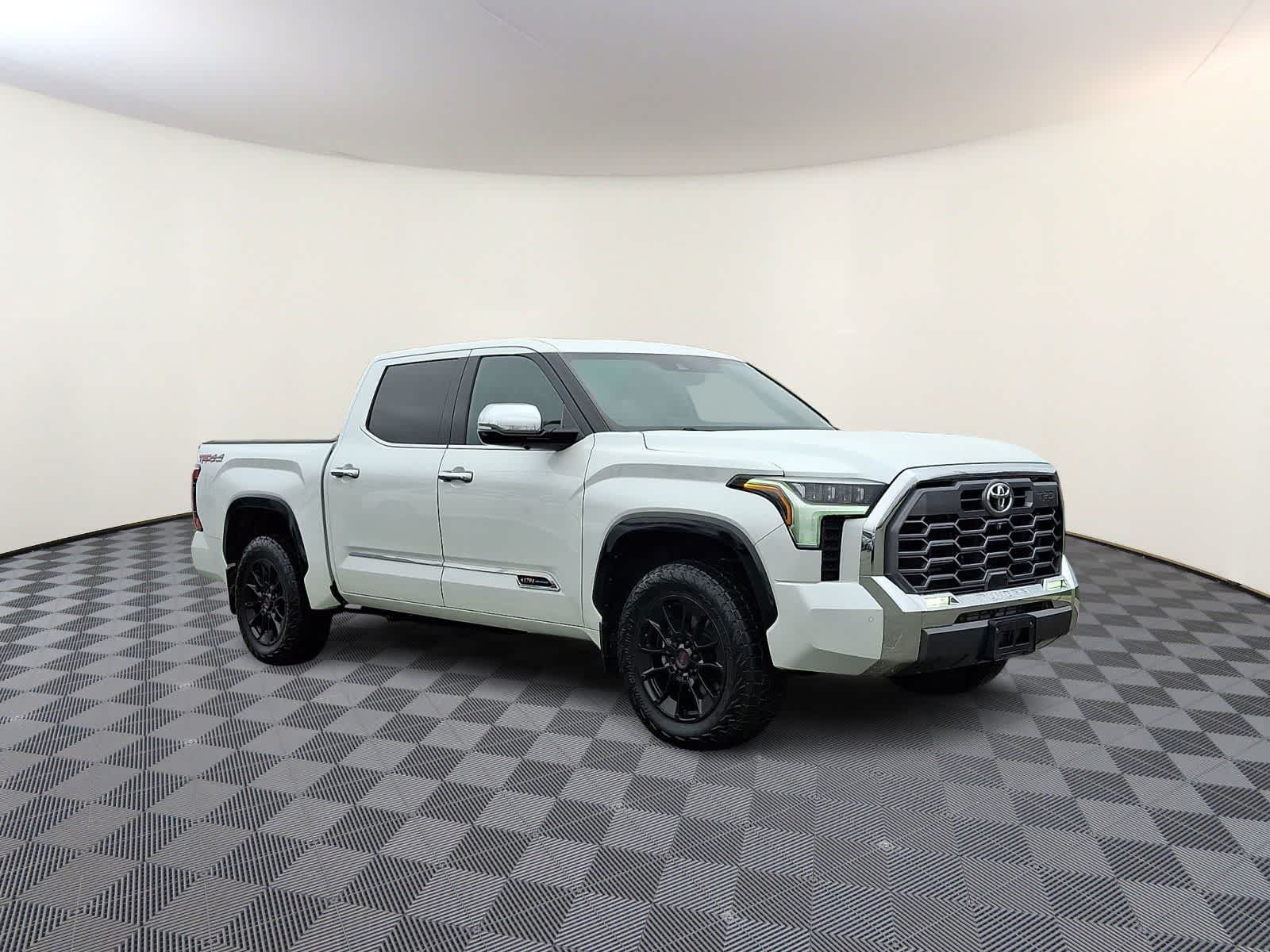 Thumbnail: 2022 Toyota Tundra - 5