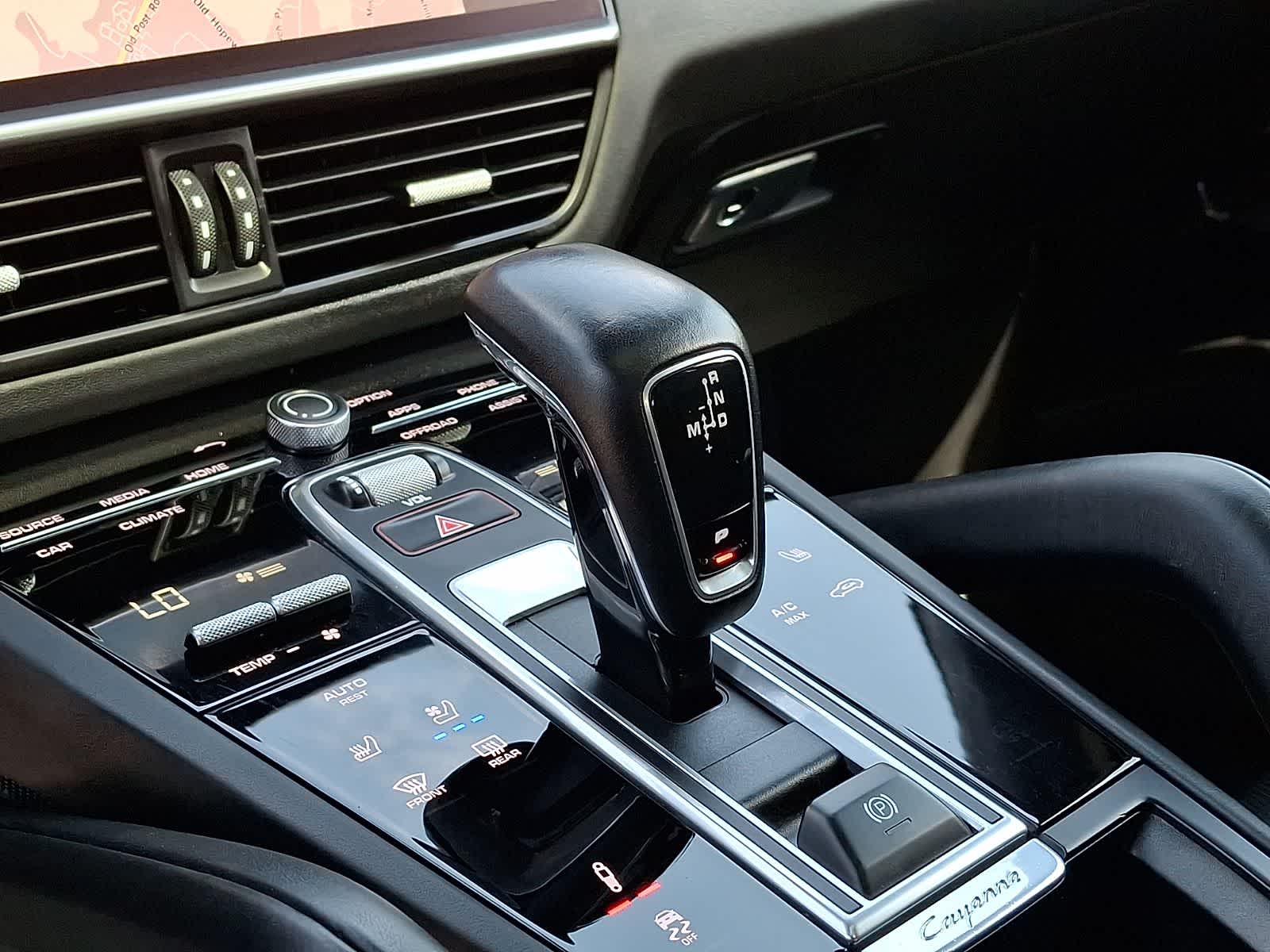 Thumbnail: 2021 Porsche Cayenne - 17