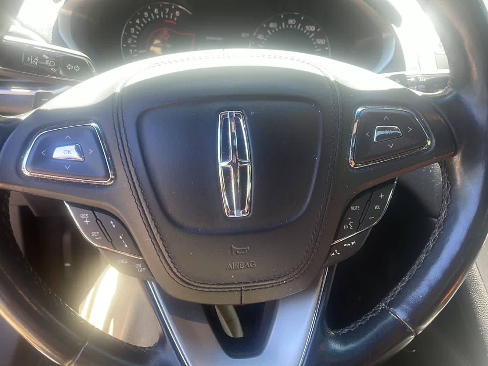 Thumbnail: 2019 Lincoln MKZ - 13