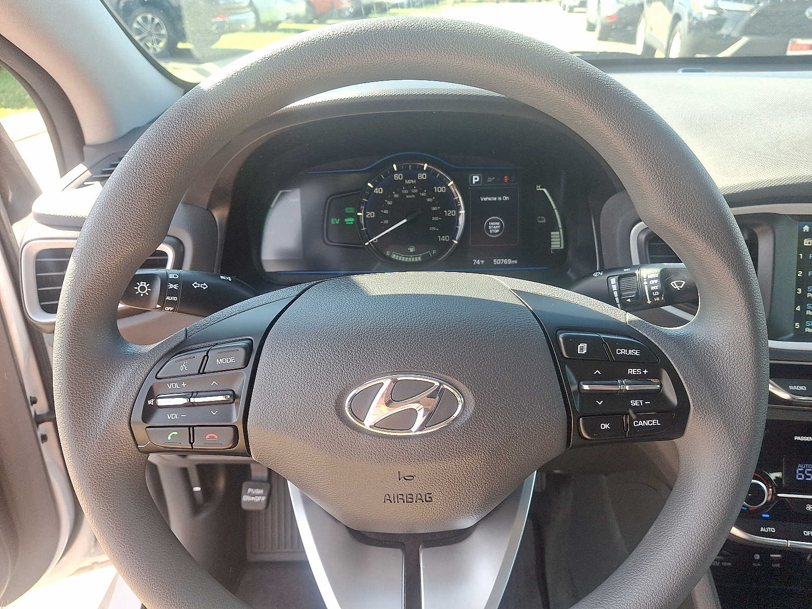 Thumbnail: 2019 Hyundai Ioniq - 19