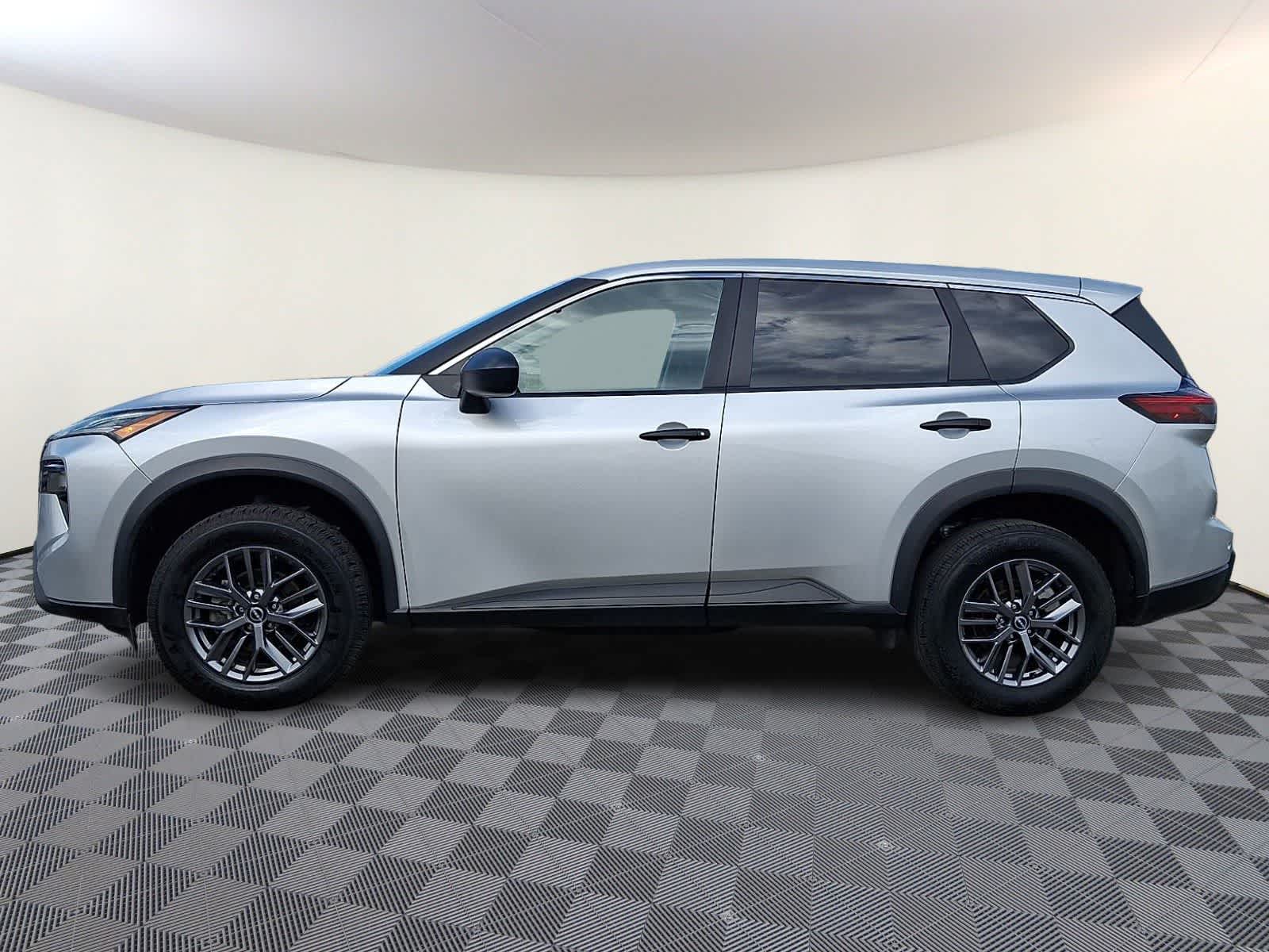 Thumbnail: 2024 Nissan Rogue - 8