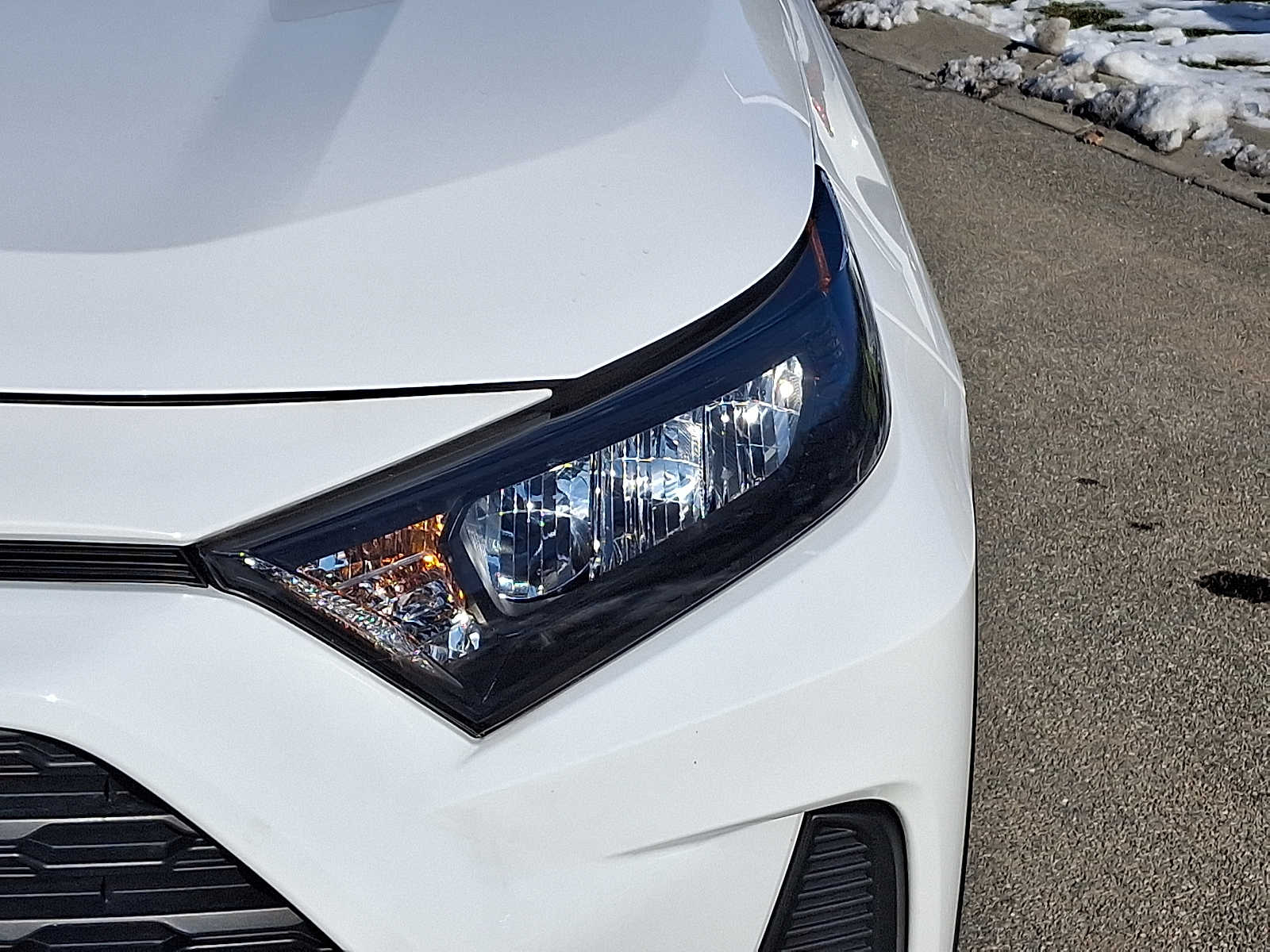 Thumbnail: 2022 Toyota RAV4 - 12