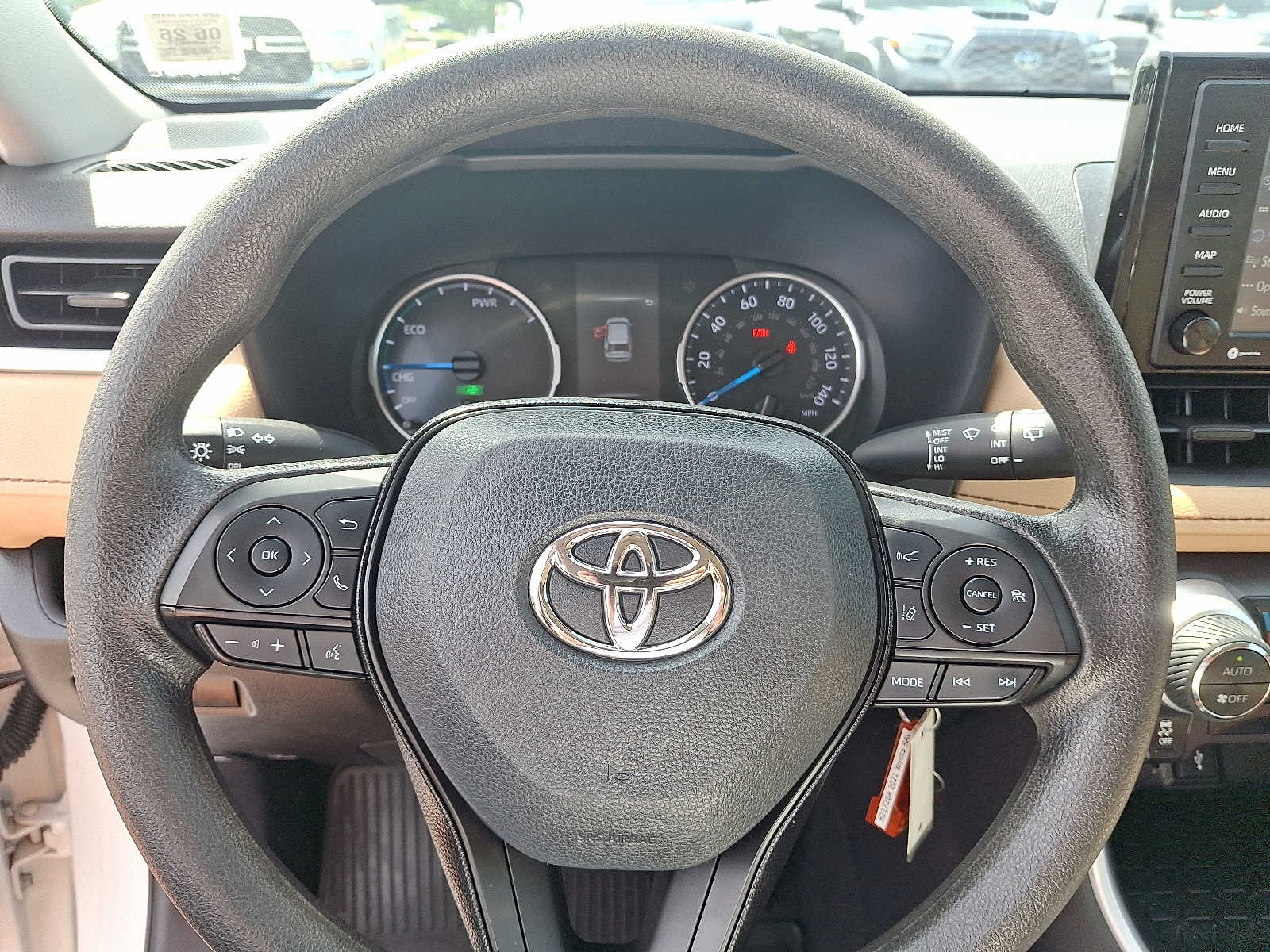 Thumbnail: 2021 Toyota RAV4 - 20