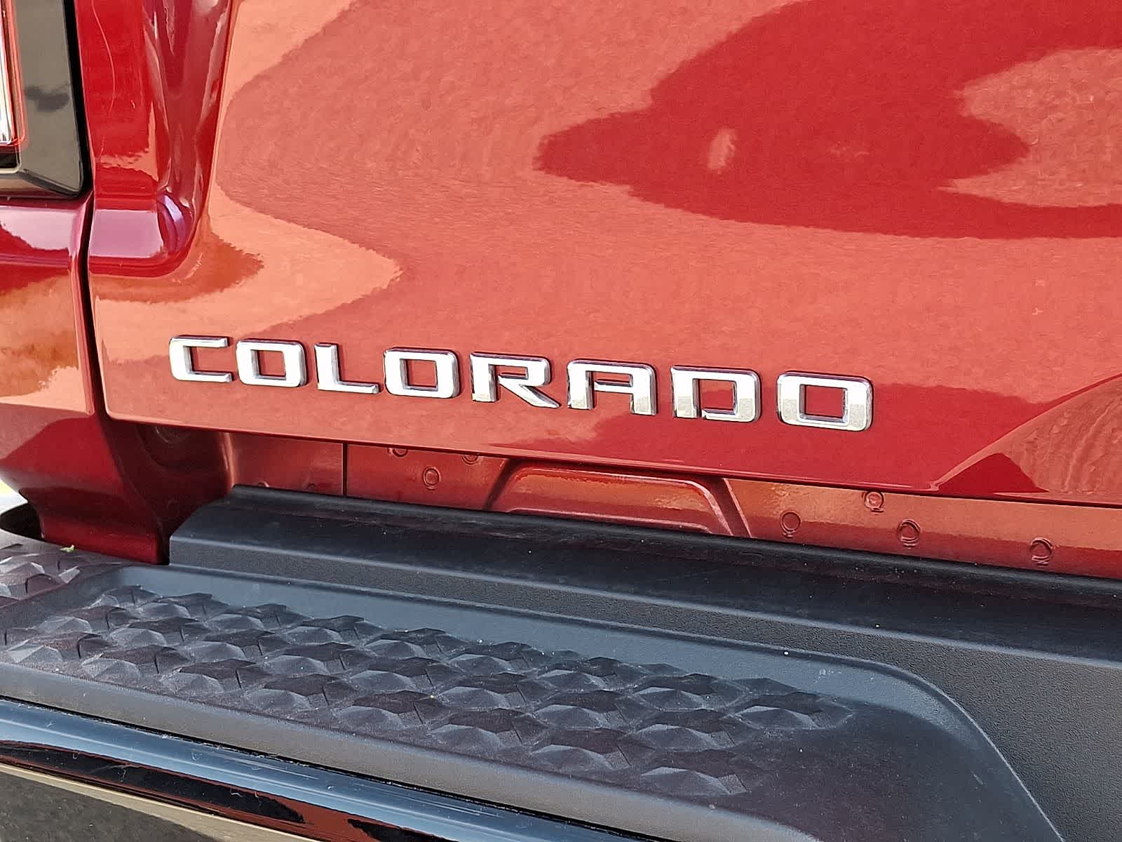 Thumbnail: 2024 Chevrolet Colorado - 28