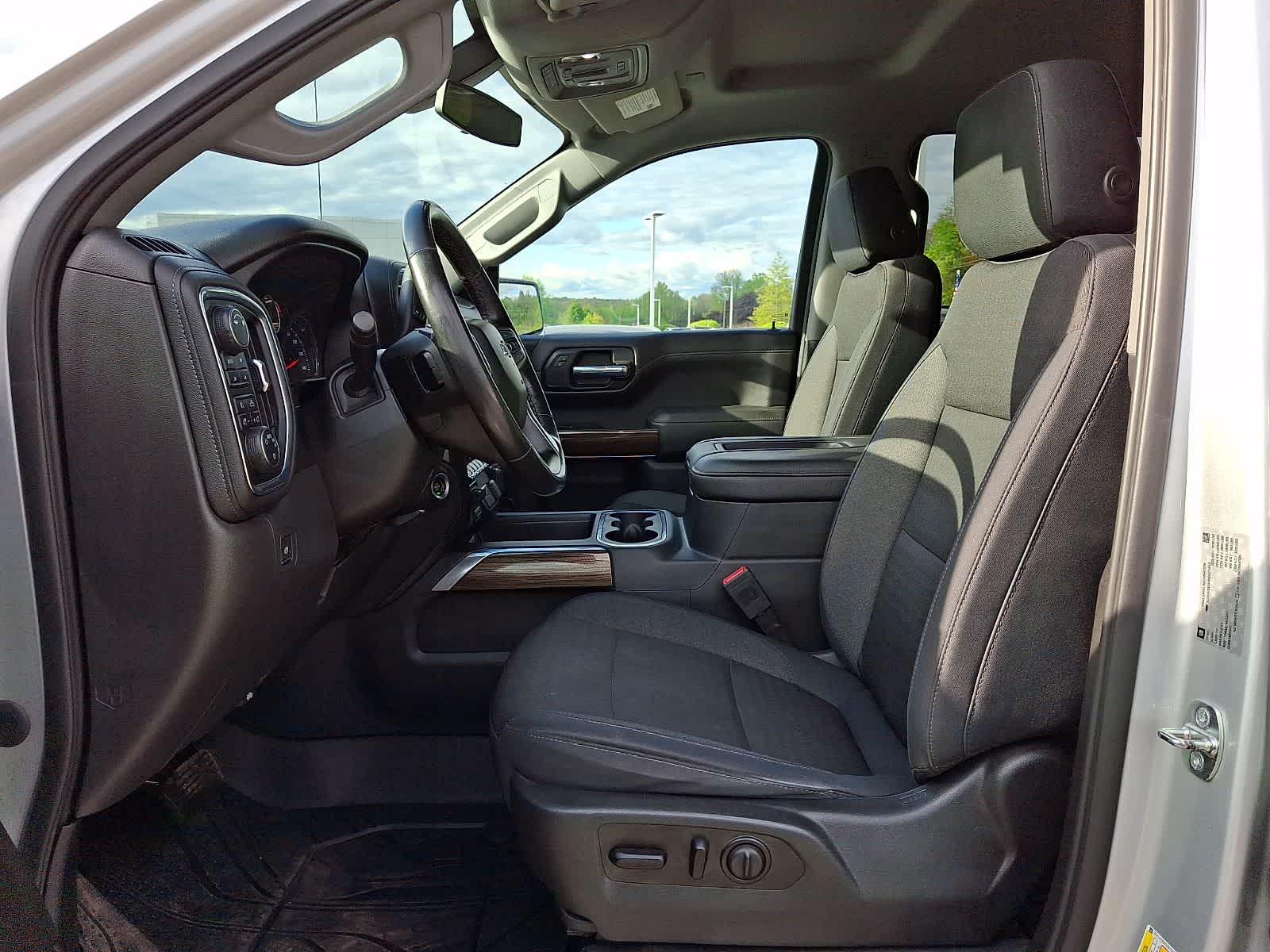 Thumbnail: 2019 Chevrolet Silverado 1500 - 14