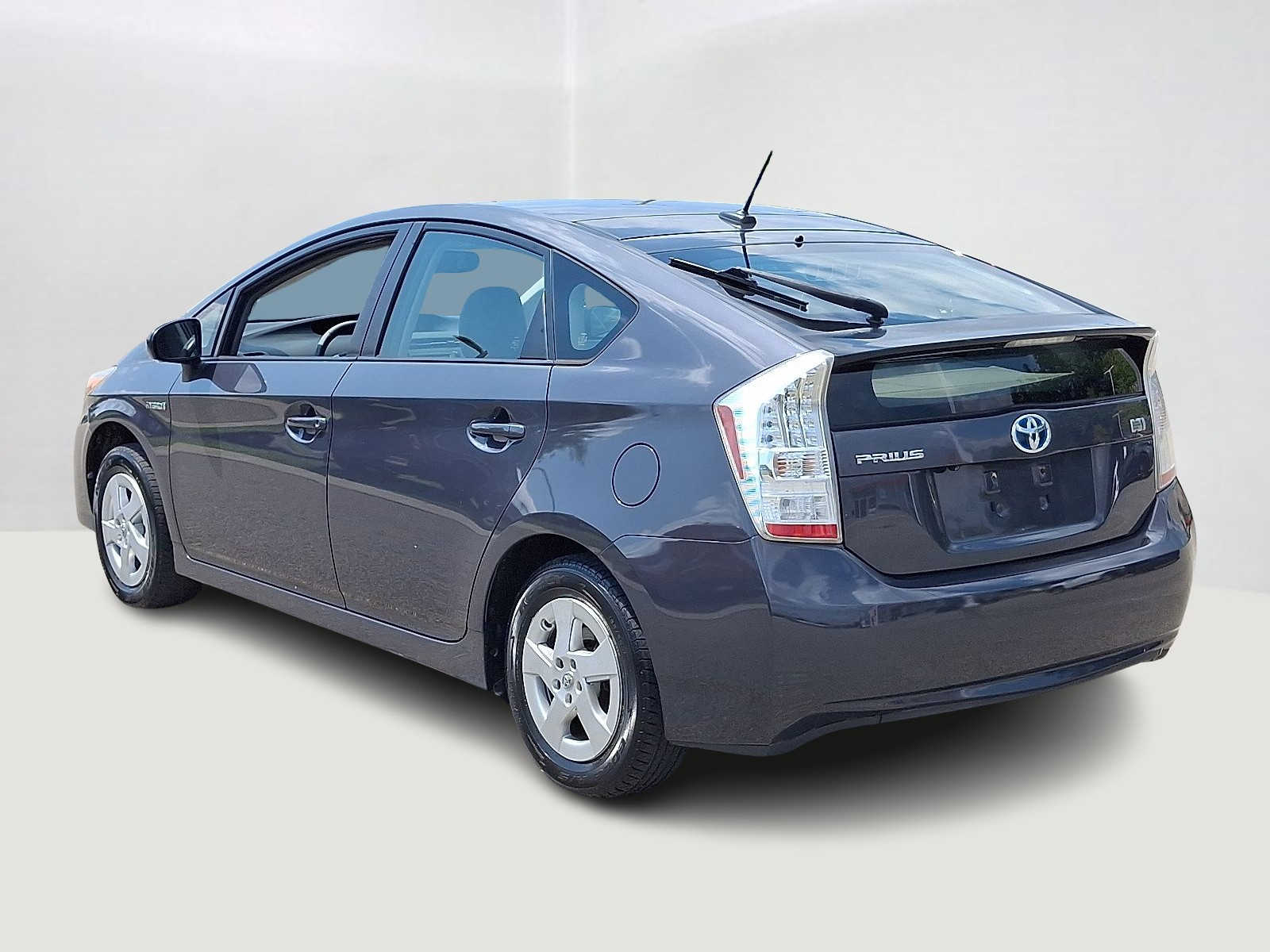Thumbnail: 2011 Toyota Prius - 8