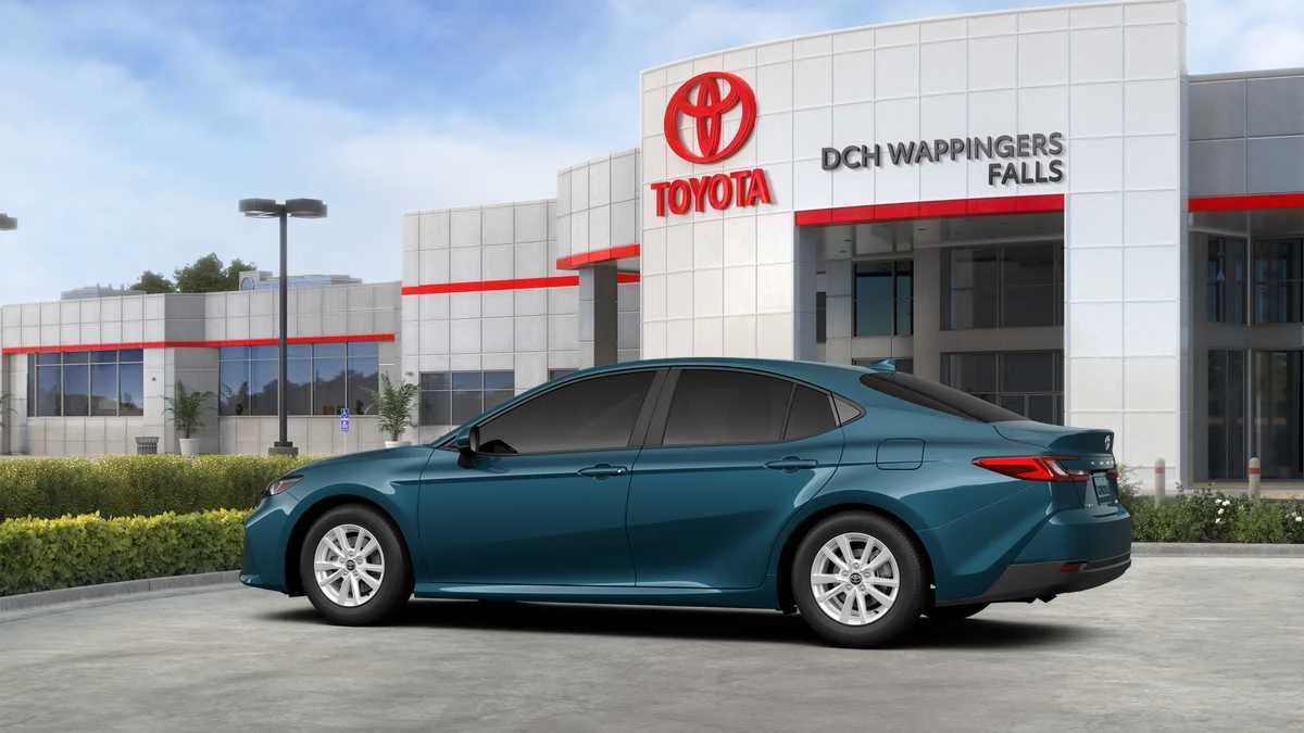 Thumbnail: 2026 Toyota Camry - 15