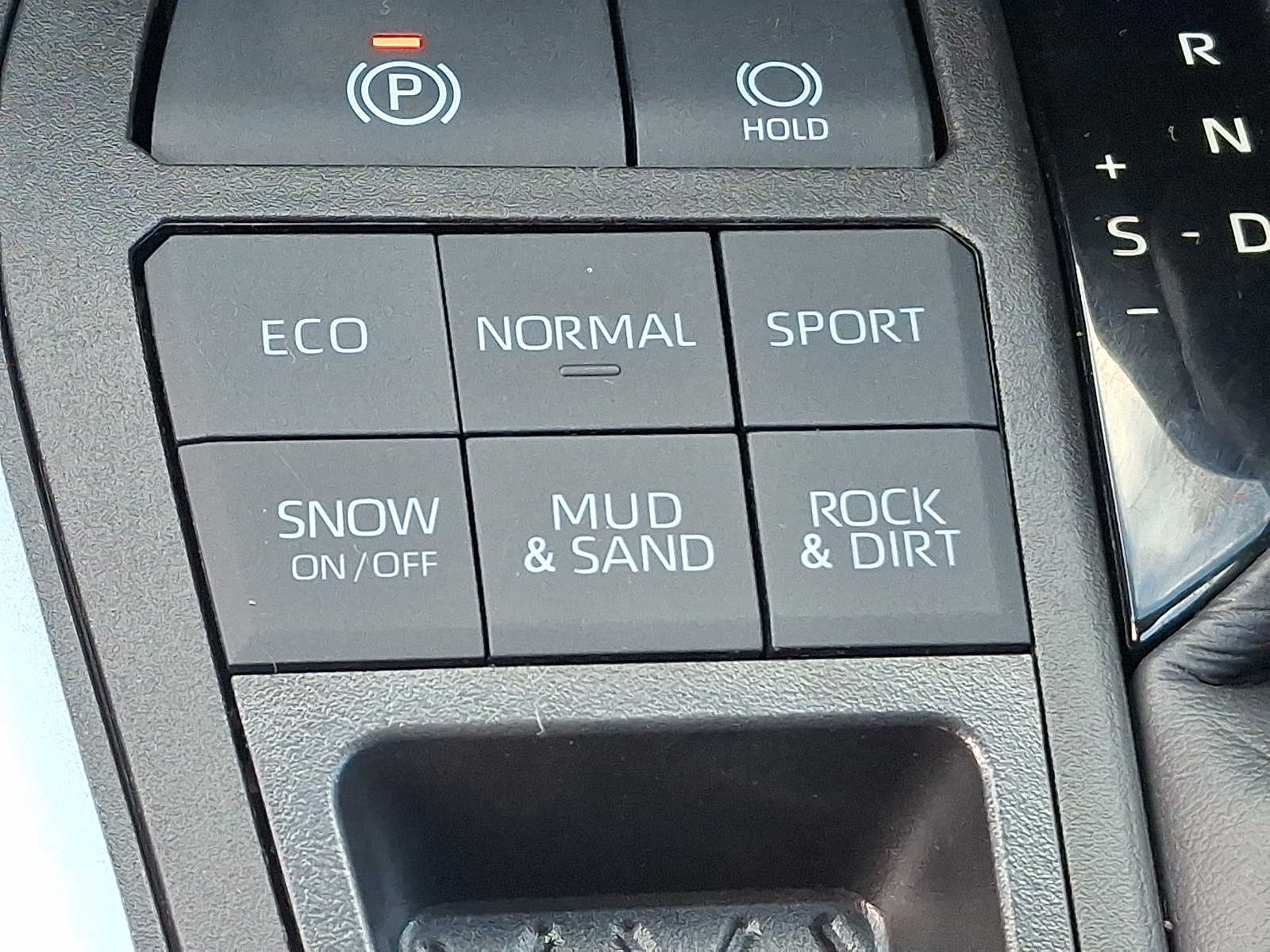 Thumbnail: 2023 Toyota RAV4 - 26