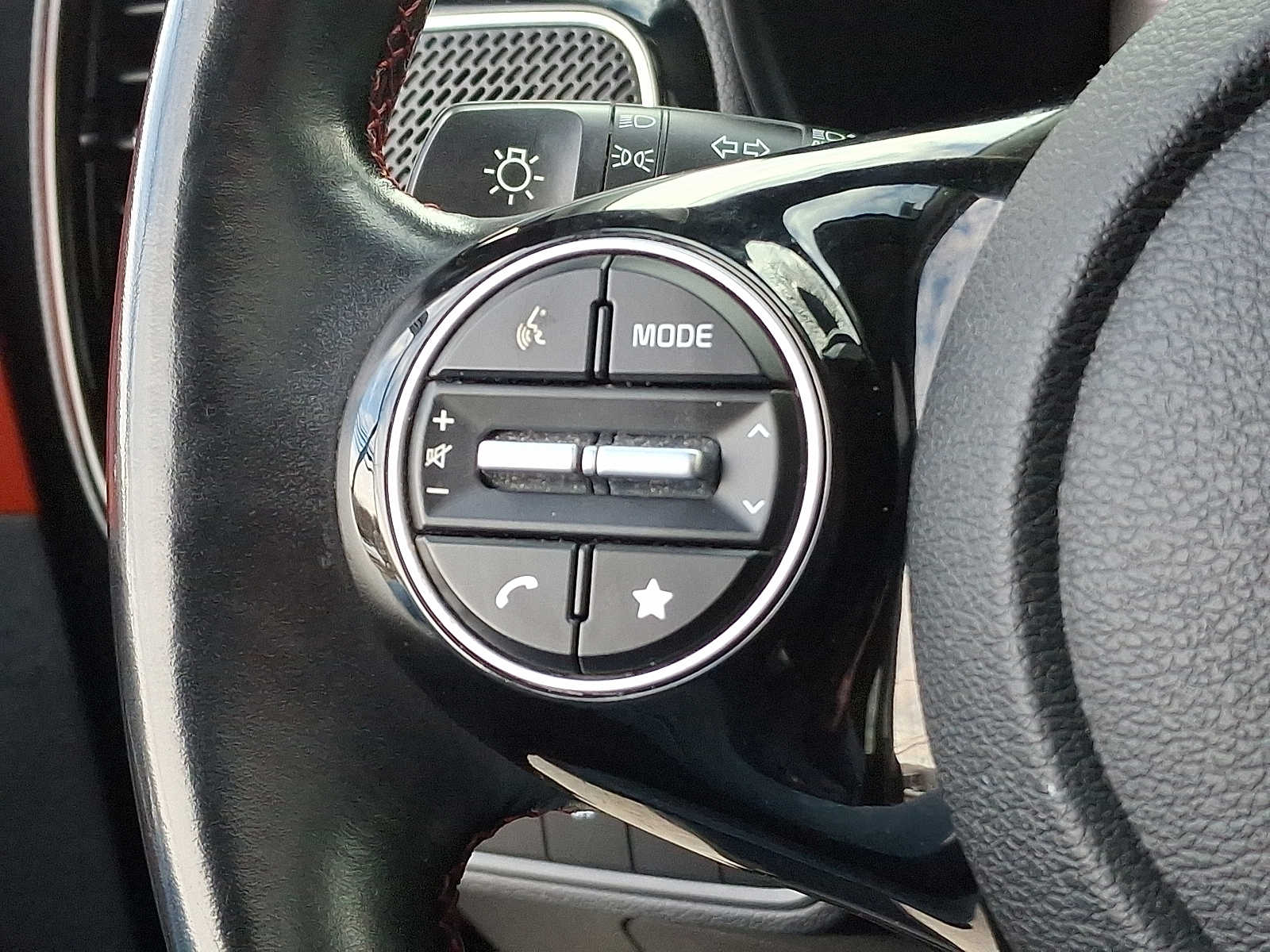 Thumbnail: 2023 Kia Soul - 23