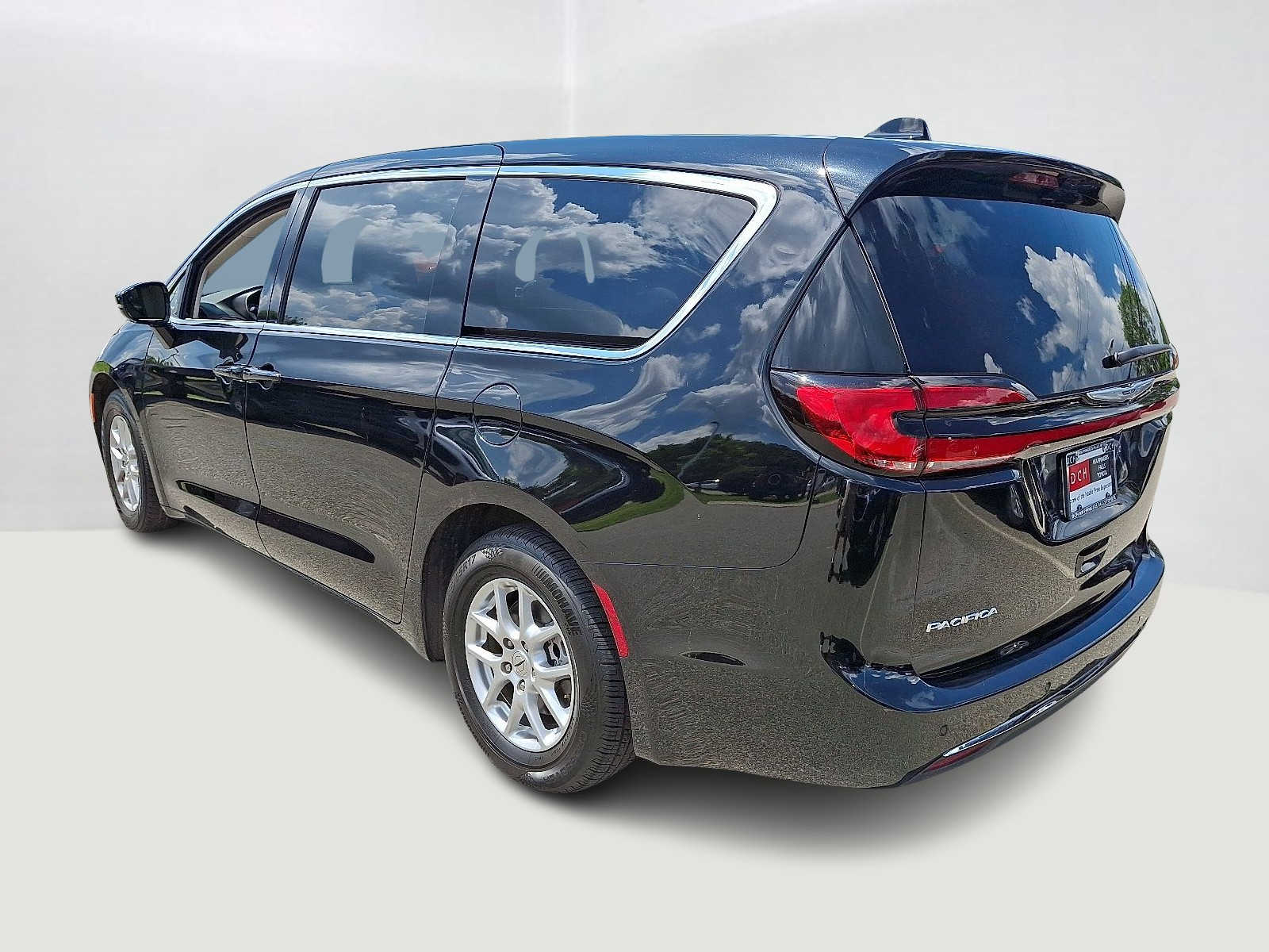 Thumbnail: 2024 Chrysler Pacifica - 7