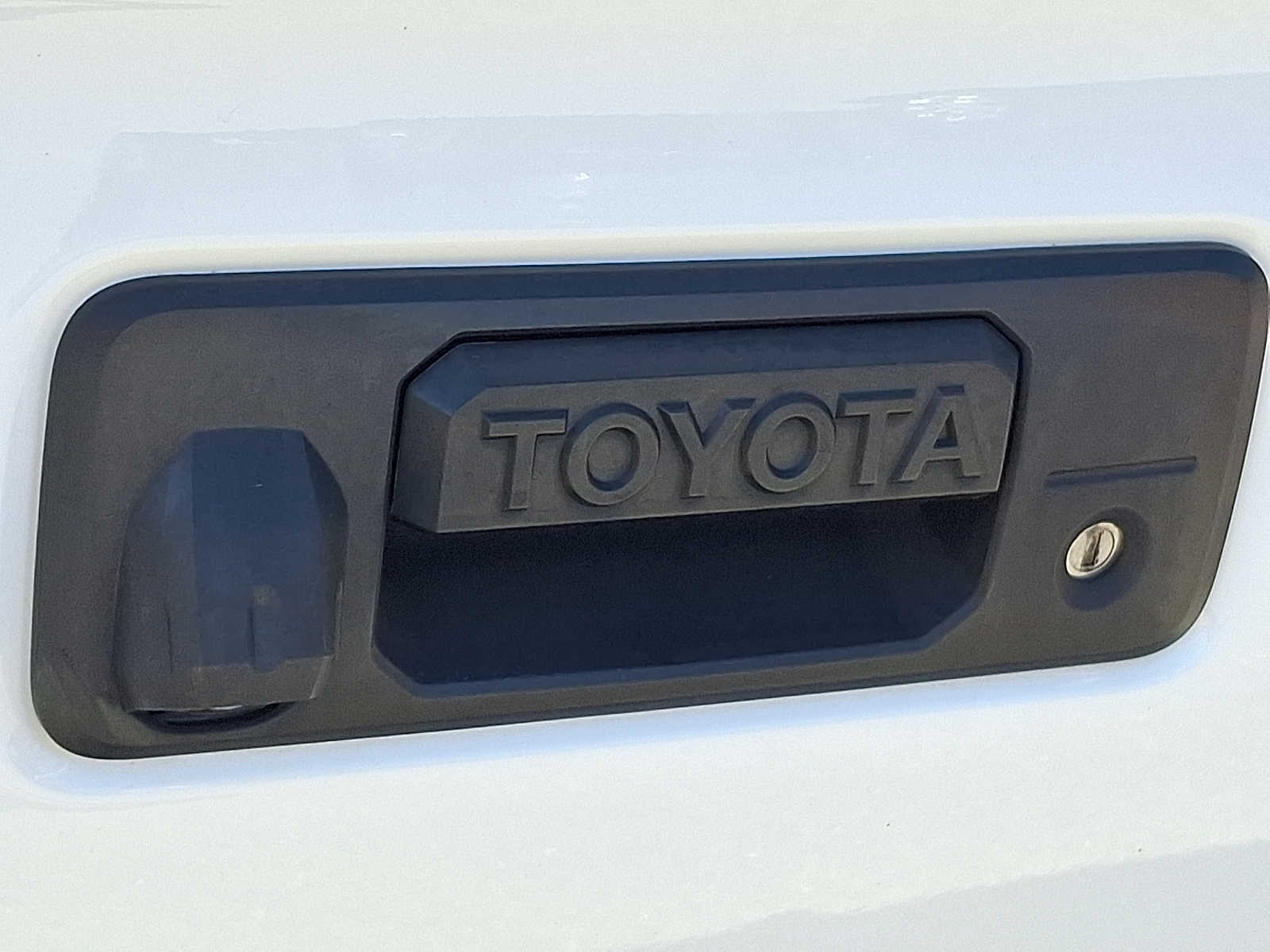 Thumbnail: 2020 Toyota Tacoma - 30
