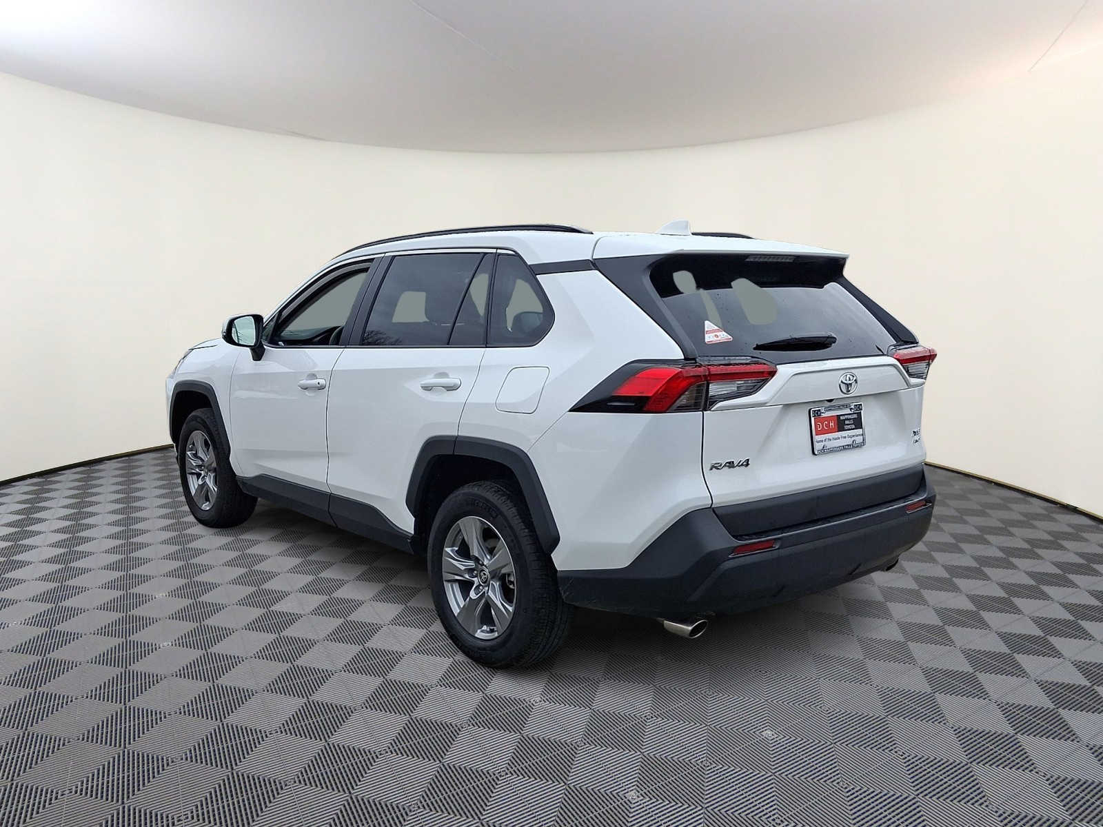 Thumbnail: 2025 Toyota RAV4 - 9