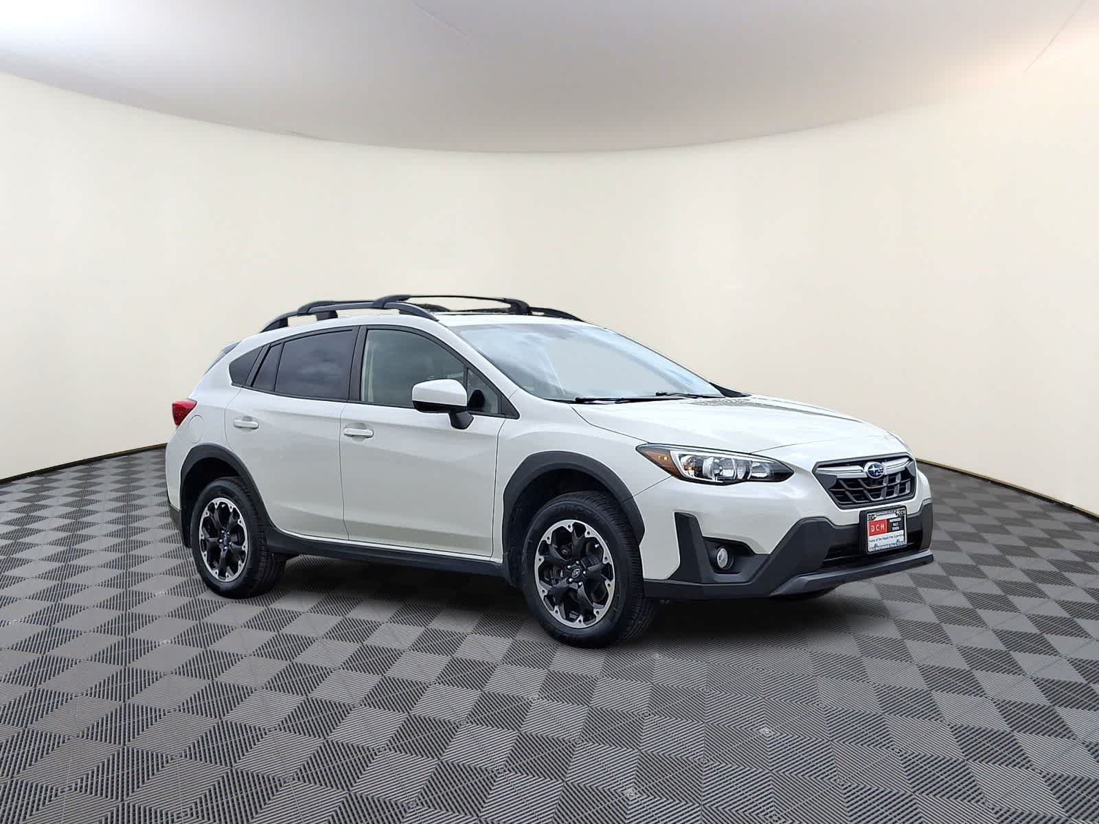 Thumbnail: 2022 Subaru Crosstrek - 4
