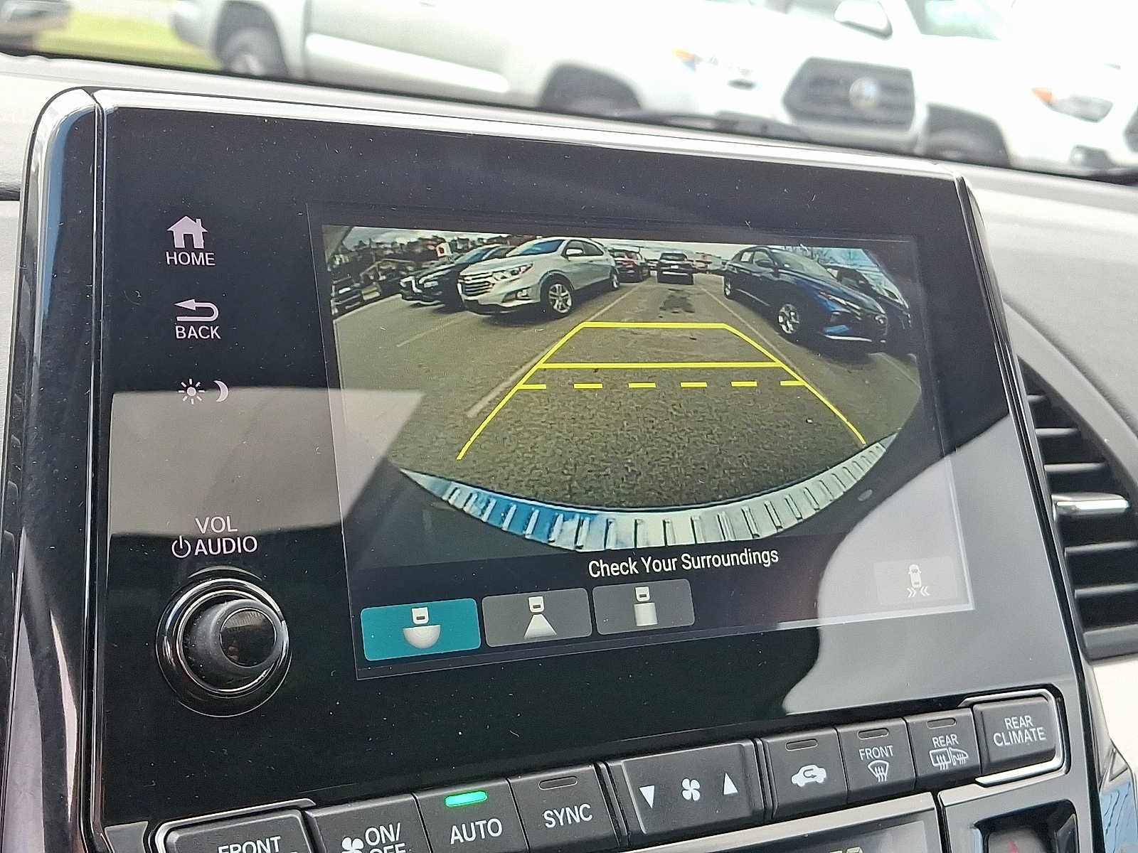 Thumbnail: 2020 Honda Odyssey - 23