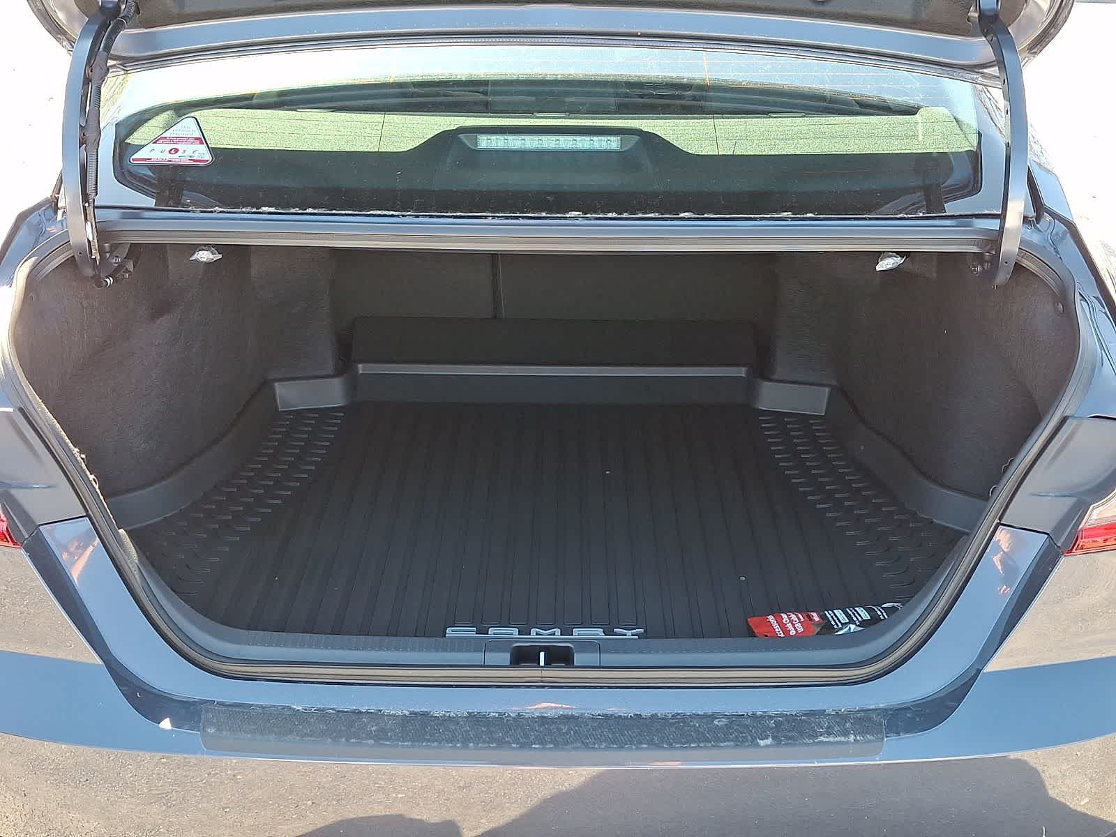 Thumbnail: 2026 Toyota Camry - 21