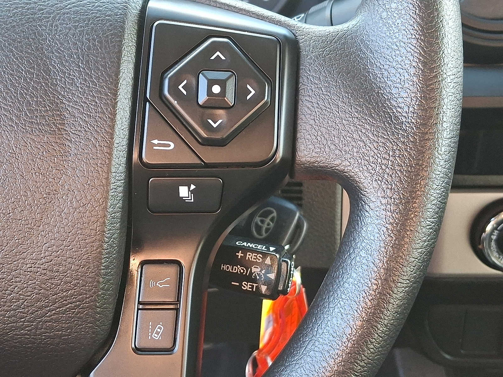 Thumbnail: 2023 Toyota Tacoma - 24