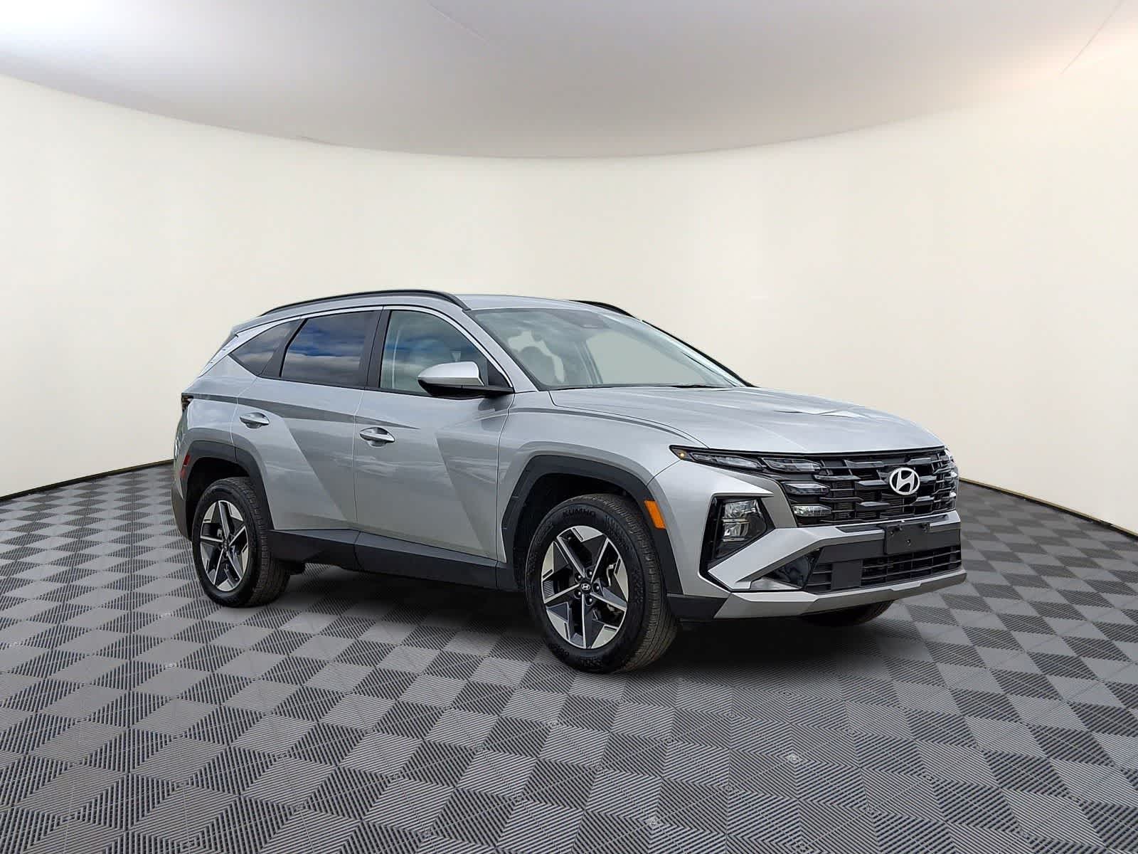 Thumbnail: 2025 Hyundai Tucson - 4