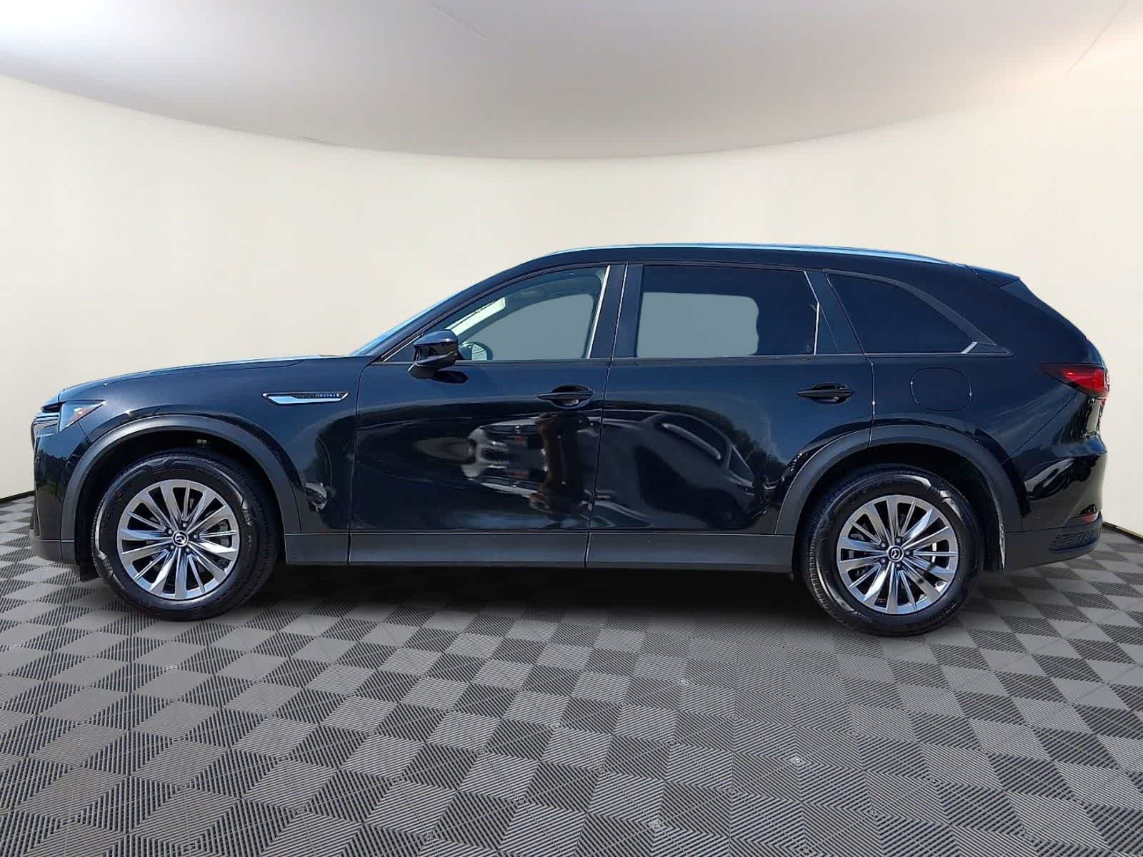 Thumbnail: 2025 Mazda CX-90 - 8