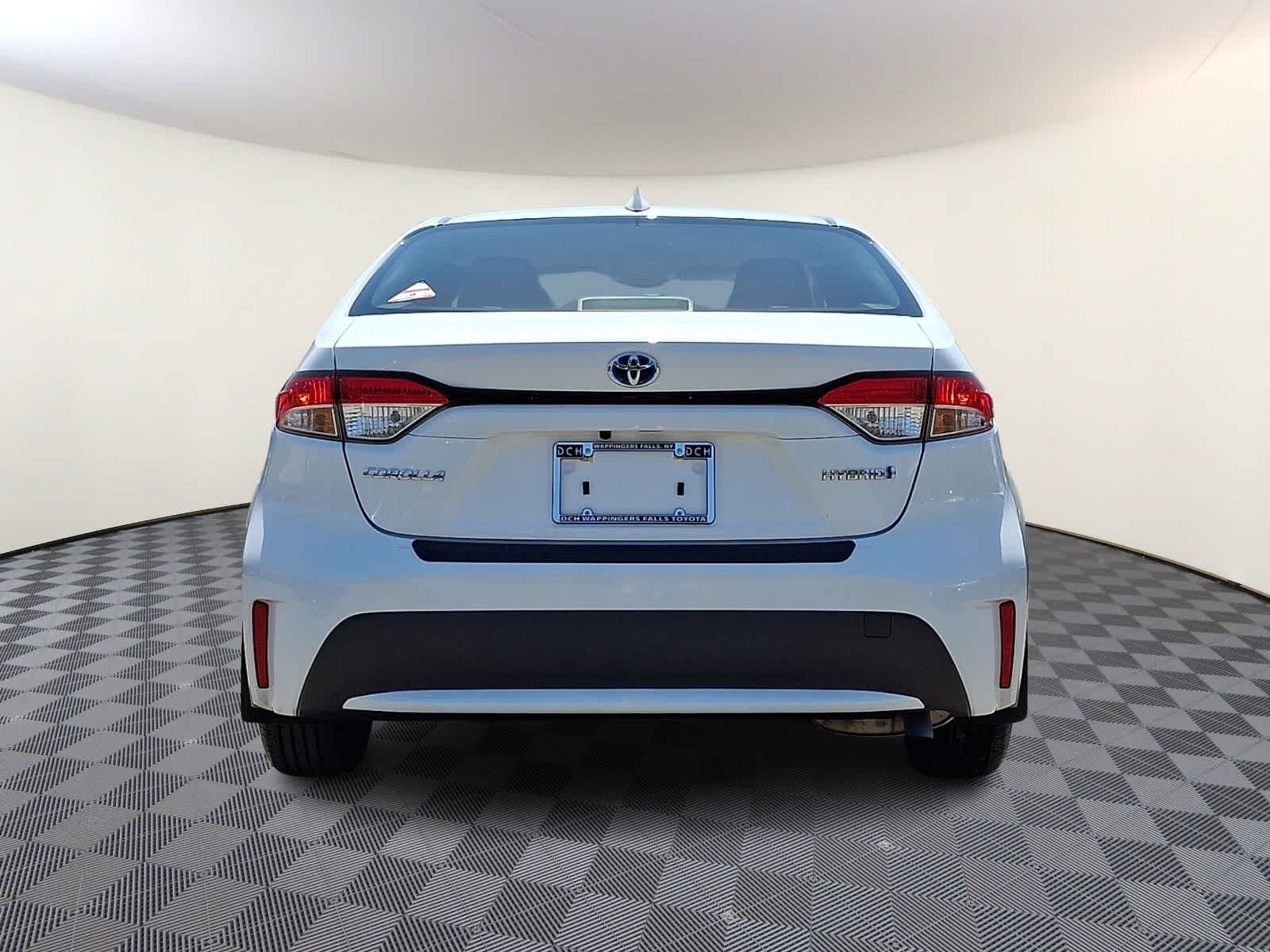 Thumbnail: 2021 Toyota Corolla - 6