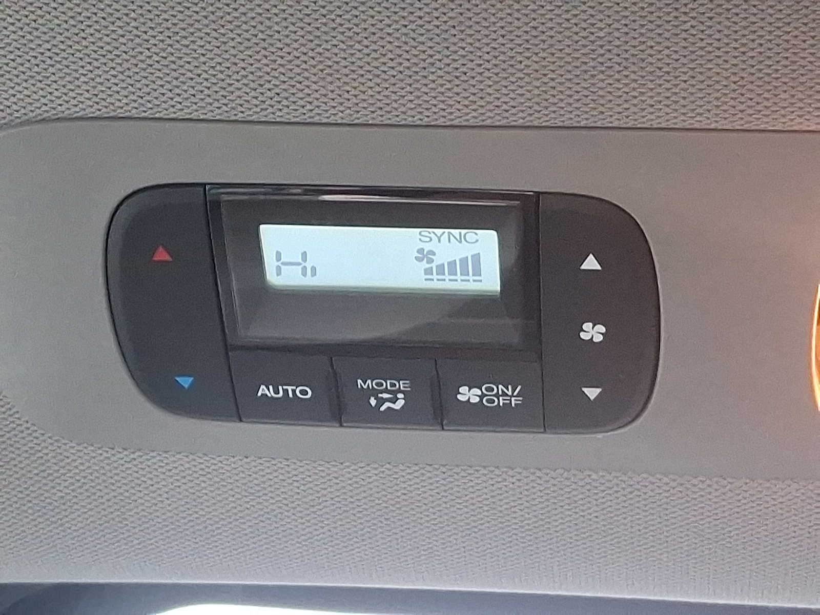 Thumbnail: 2016 Honda Odyssey - 13