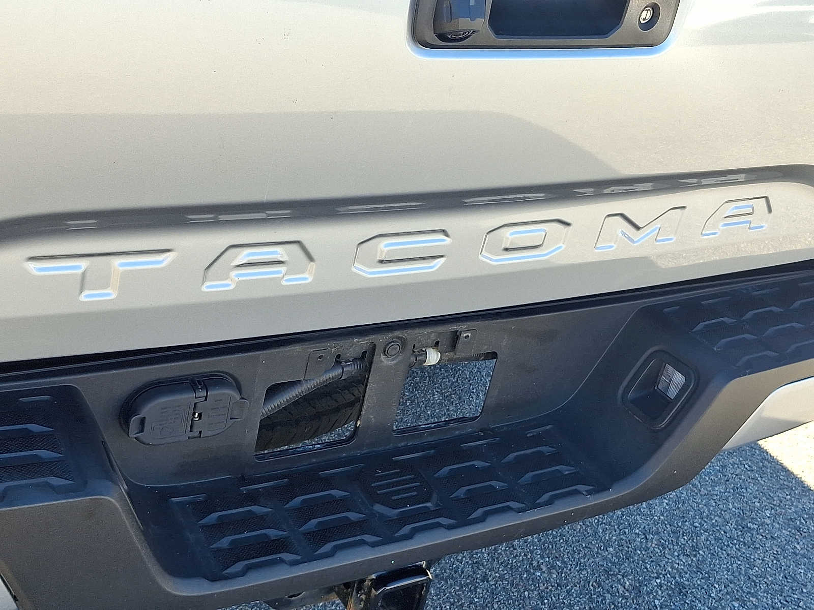 Thumbnail: 2022 Toyota Tacoma - 29