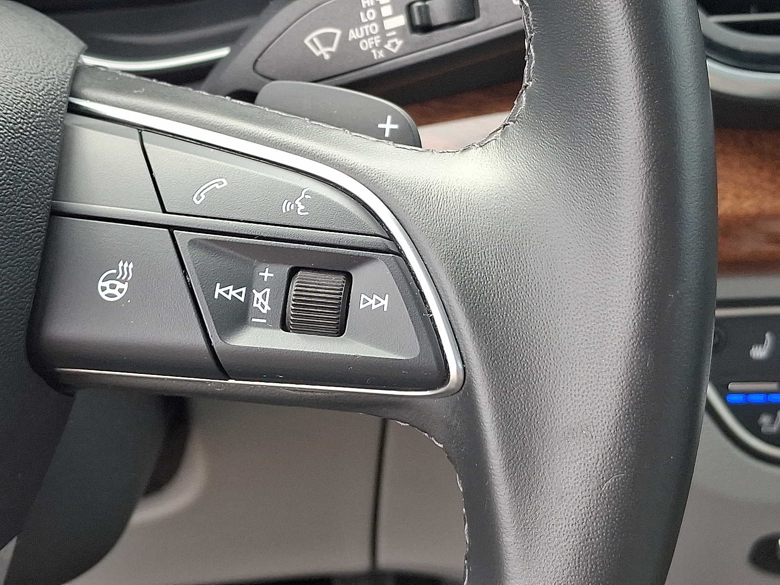 Thumbnail: 2022 Audi Q5 - 20