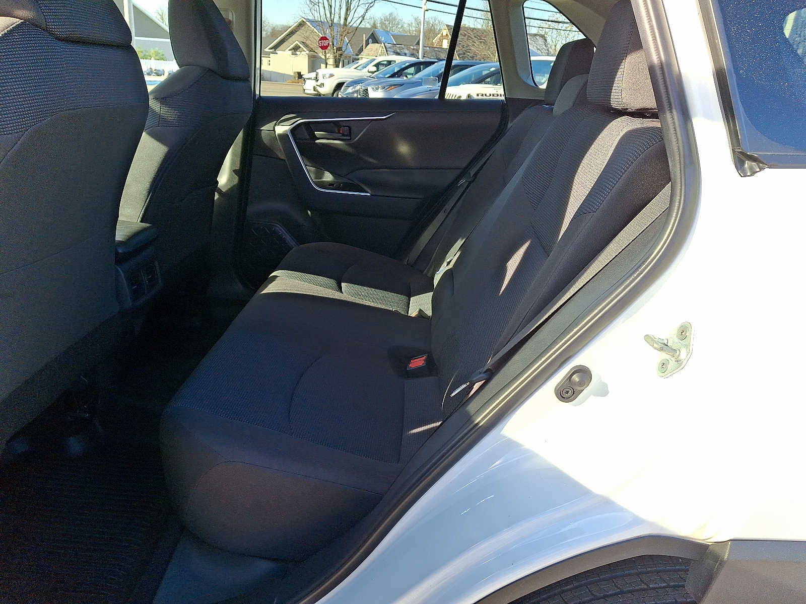 Thumbnail: 2022 Toyota RAV4 - 13