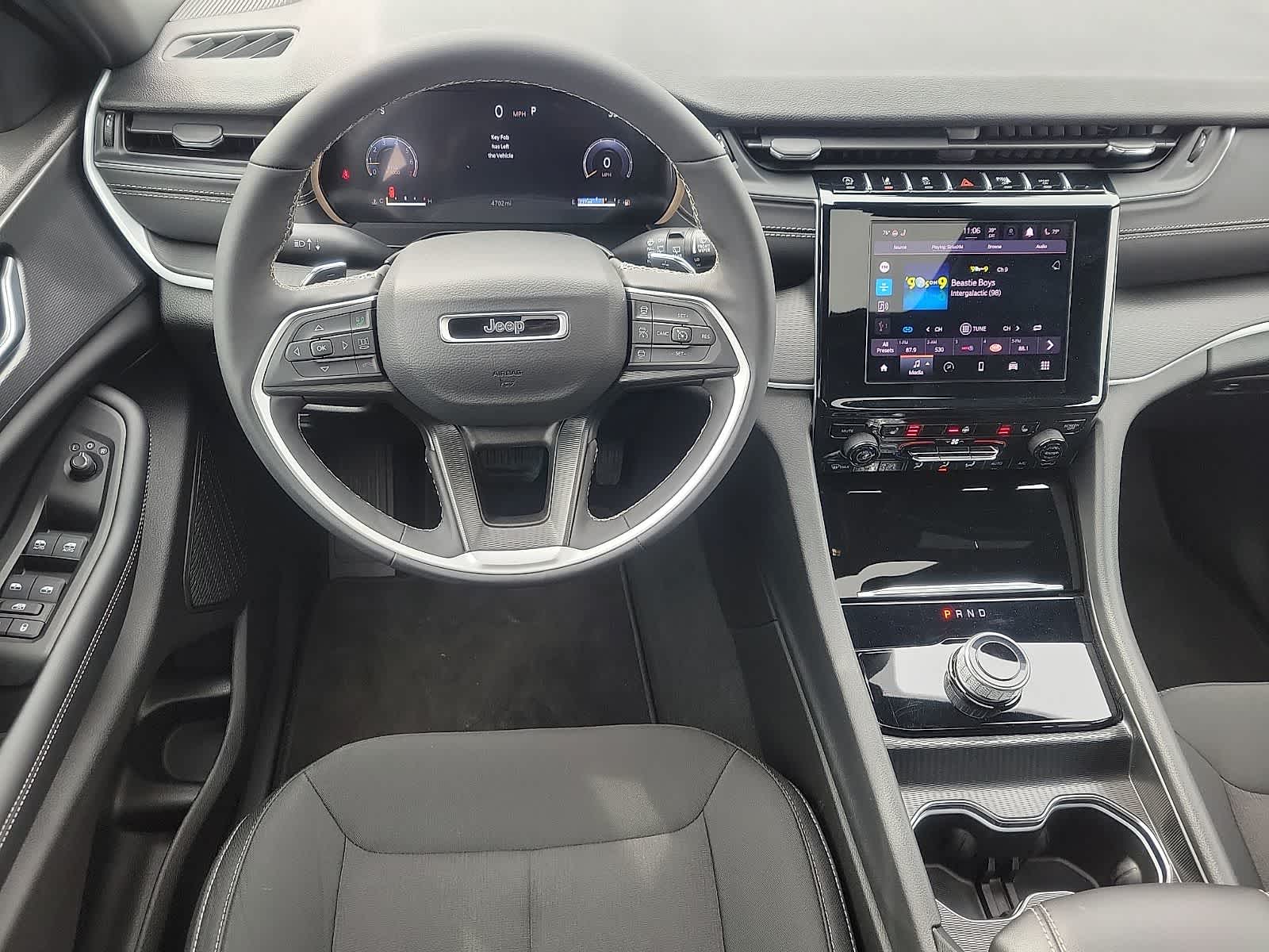 Thumbnail: 2025 Jeep Grand Cherokee - 12