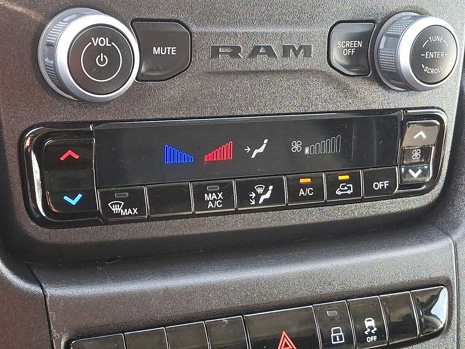 Thumbnail: 2023 RAM ProMaster - 14