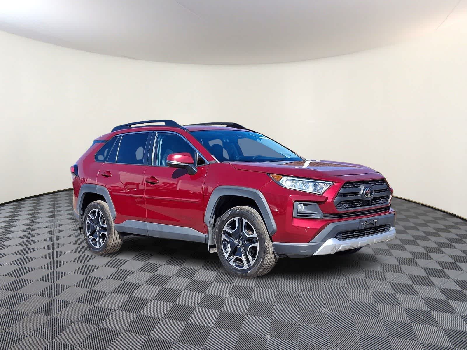 Thumbnail: 2019 Toyota RAV4 - 5
