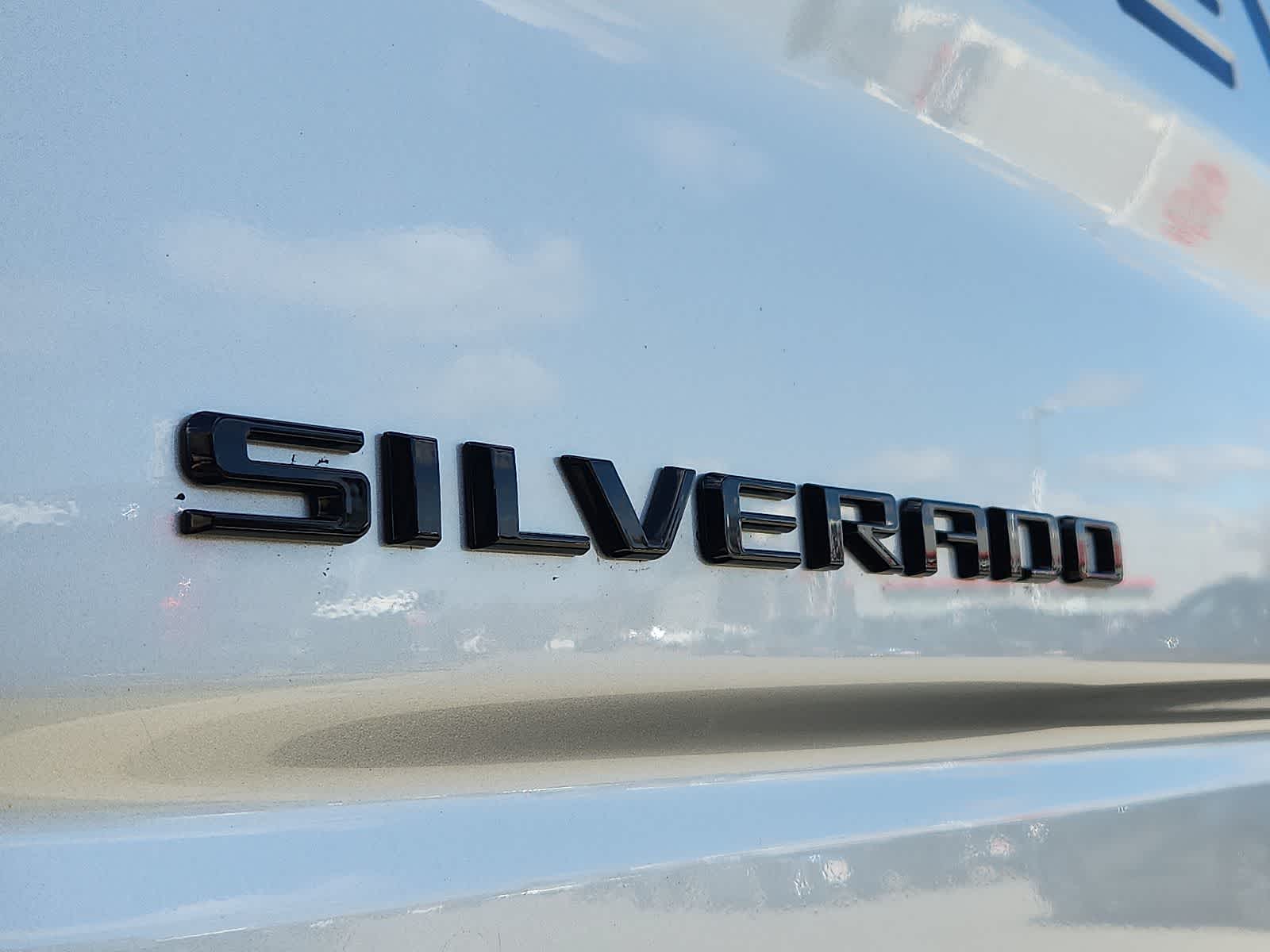 Thumbnail: 2020 Chevrolet Silverado 1500 - 31