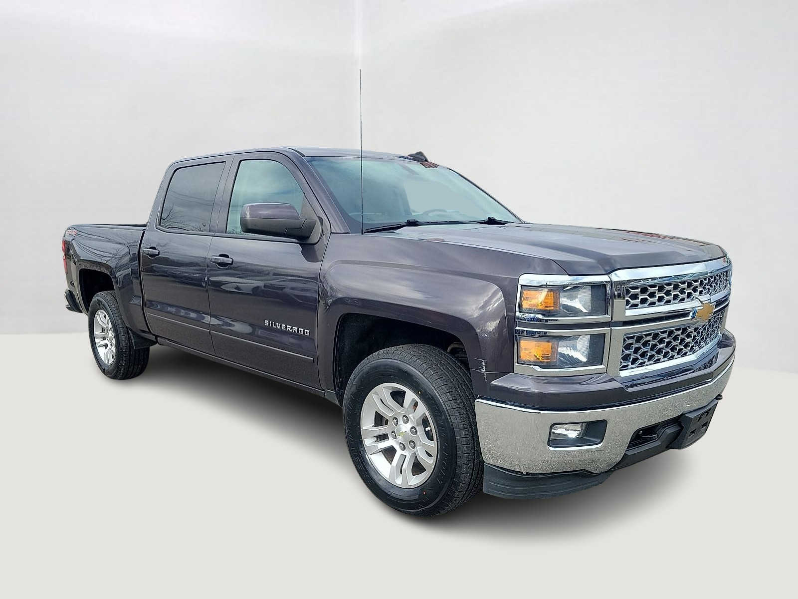 Thumbnail: 2015 Chevrolet Silverado 1500 - 4
