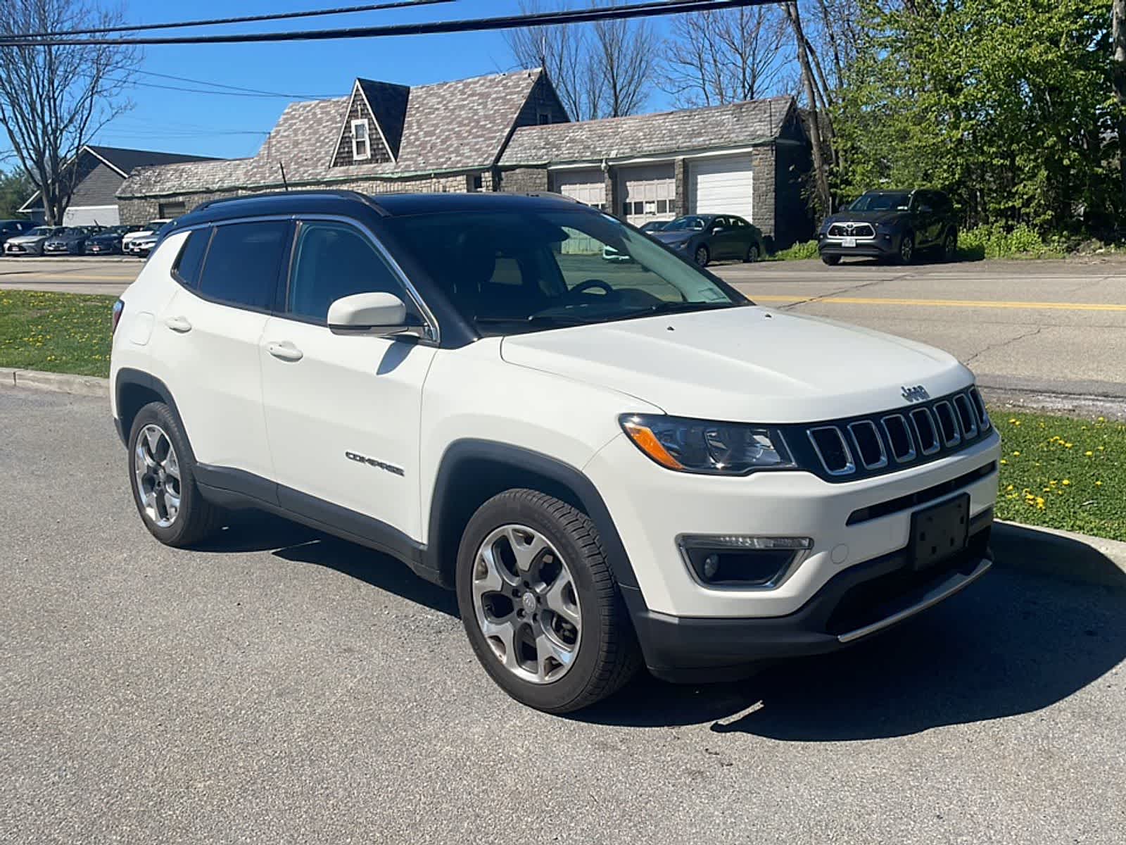 Thumbnail: 2019 Jeep Compass - 10