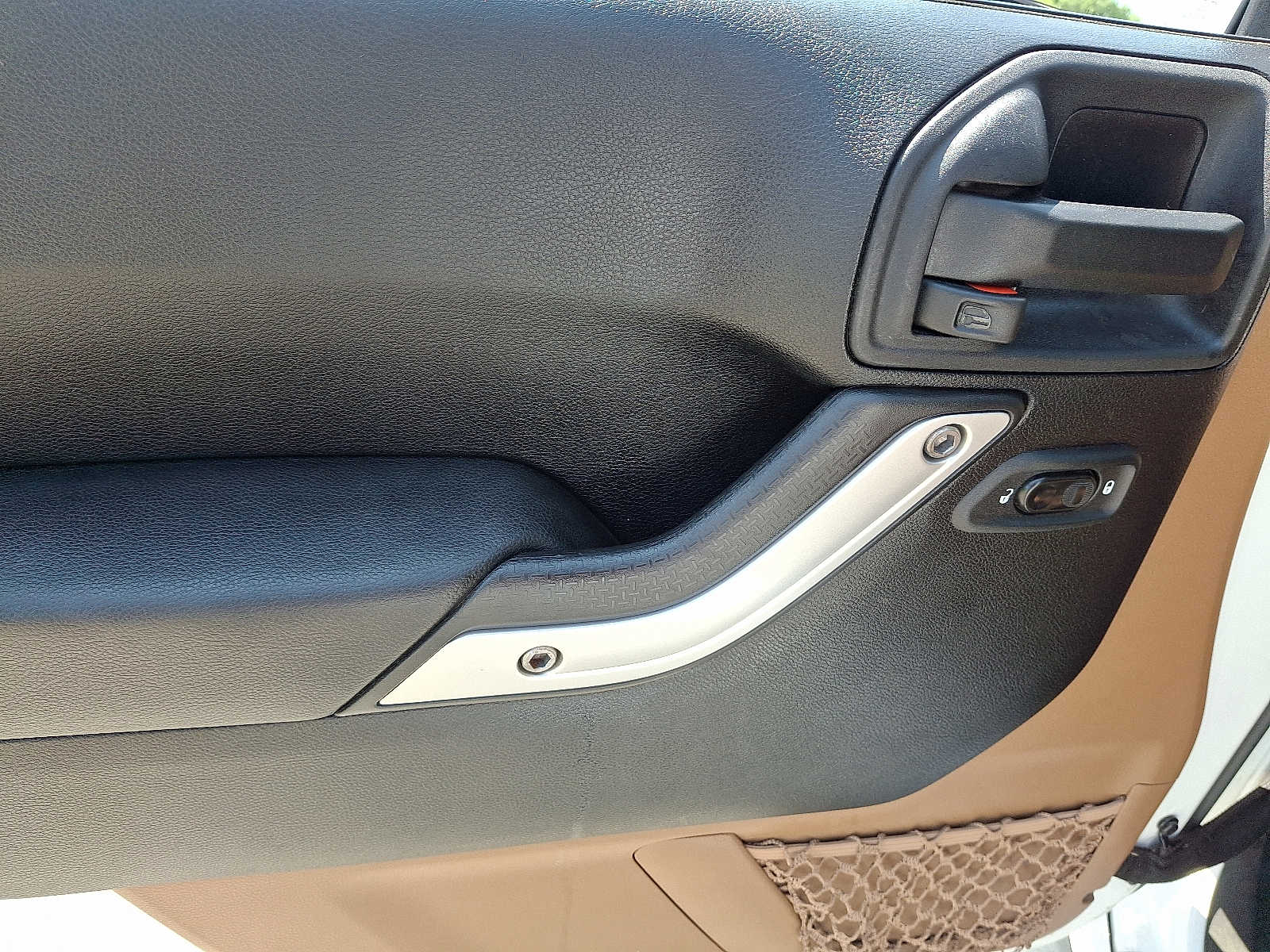 Thumbnail: 2013 Jeep Wrangler - 13