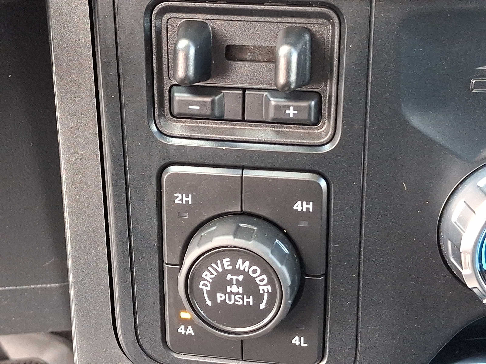 Thumbnail: 2023 Ford F-150 - 25