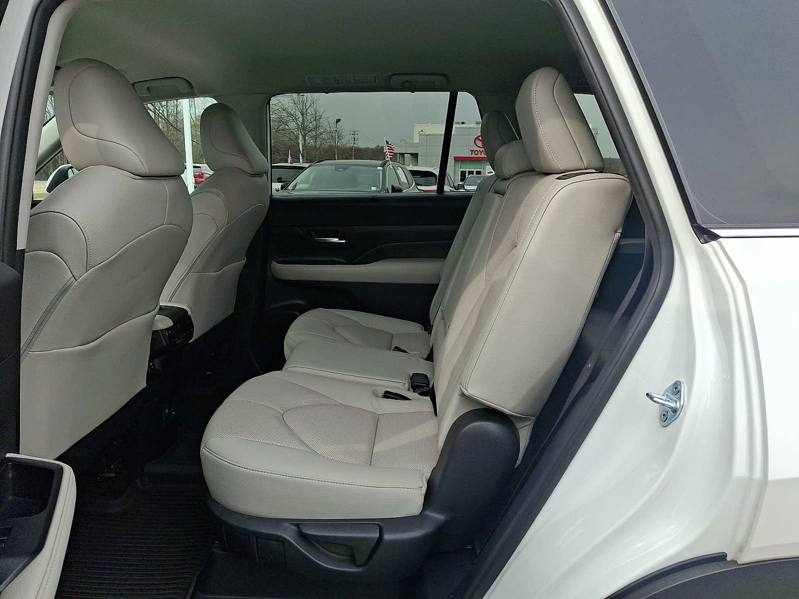 Thumbnail: 2024 Toyota Grand Highlander - 13