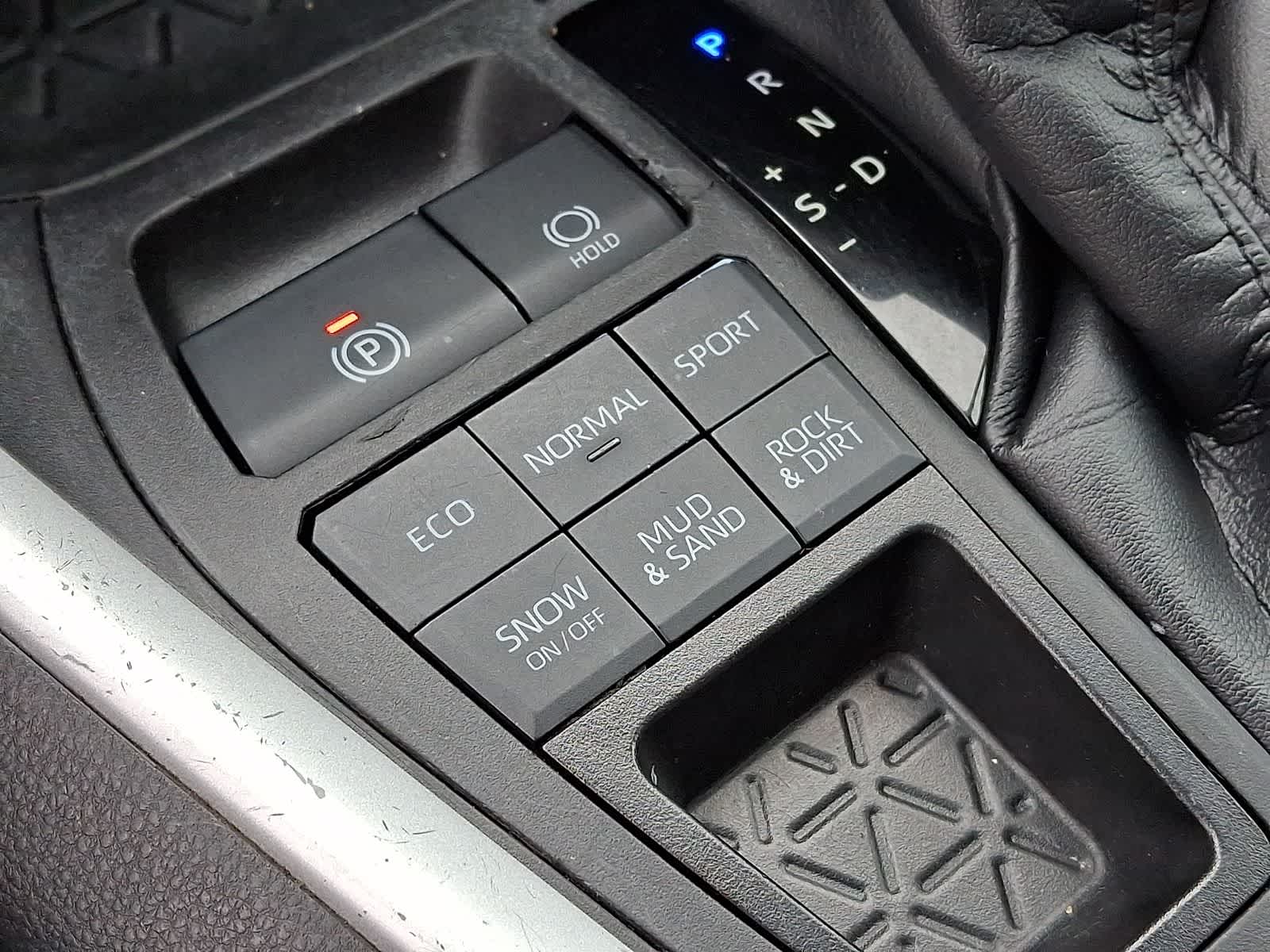 Thumbnail: 2022 Toyota RAV4 - 27