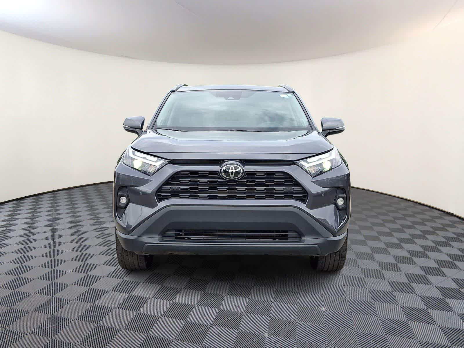Thumbnail: 2025 Toyota RAV4 - 3