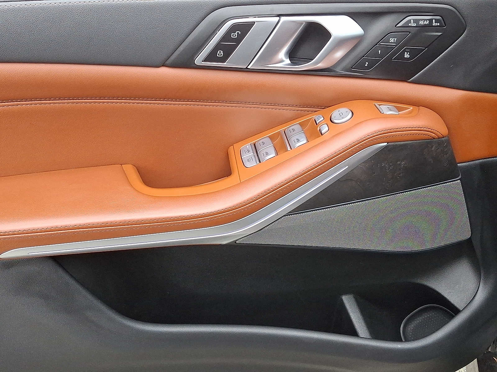 Thumbnail: 2023 BMW X7 - 15