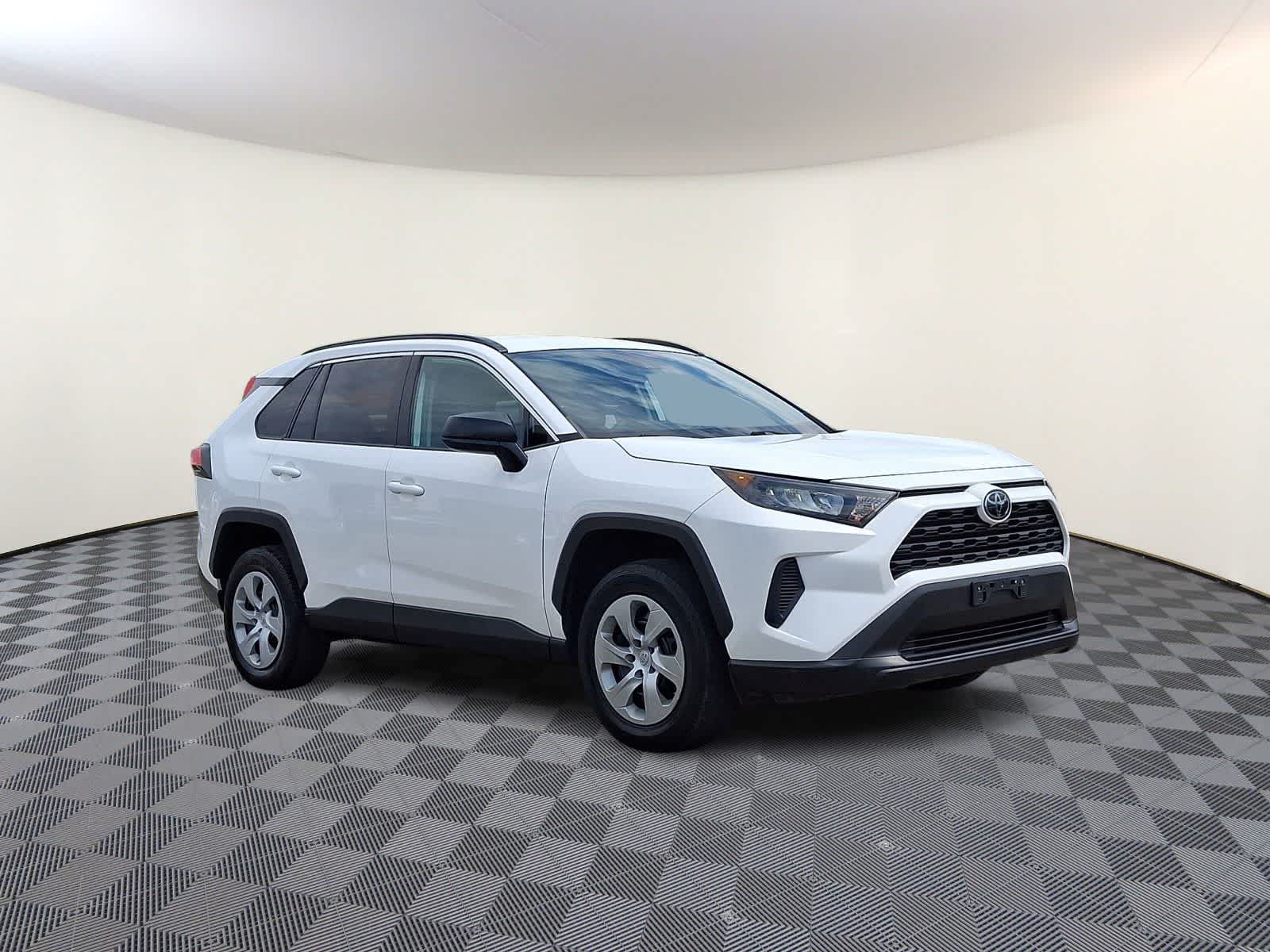 Thumbnail: 2020 Toyota RAV4 - 5