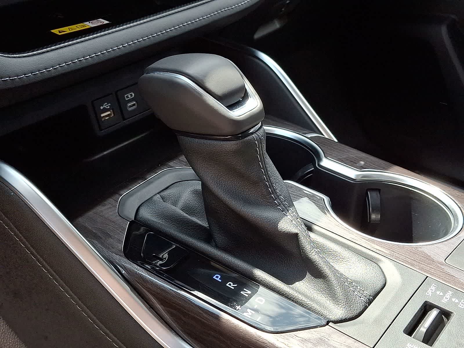 Thumbnail: 2023 Toyota Highlander - 19