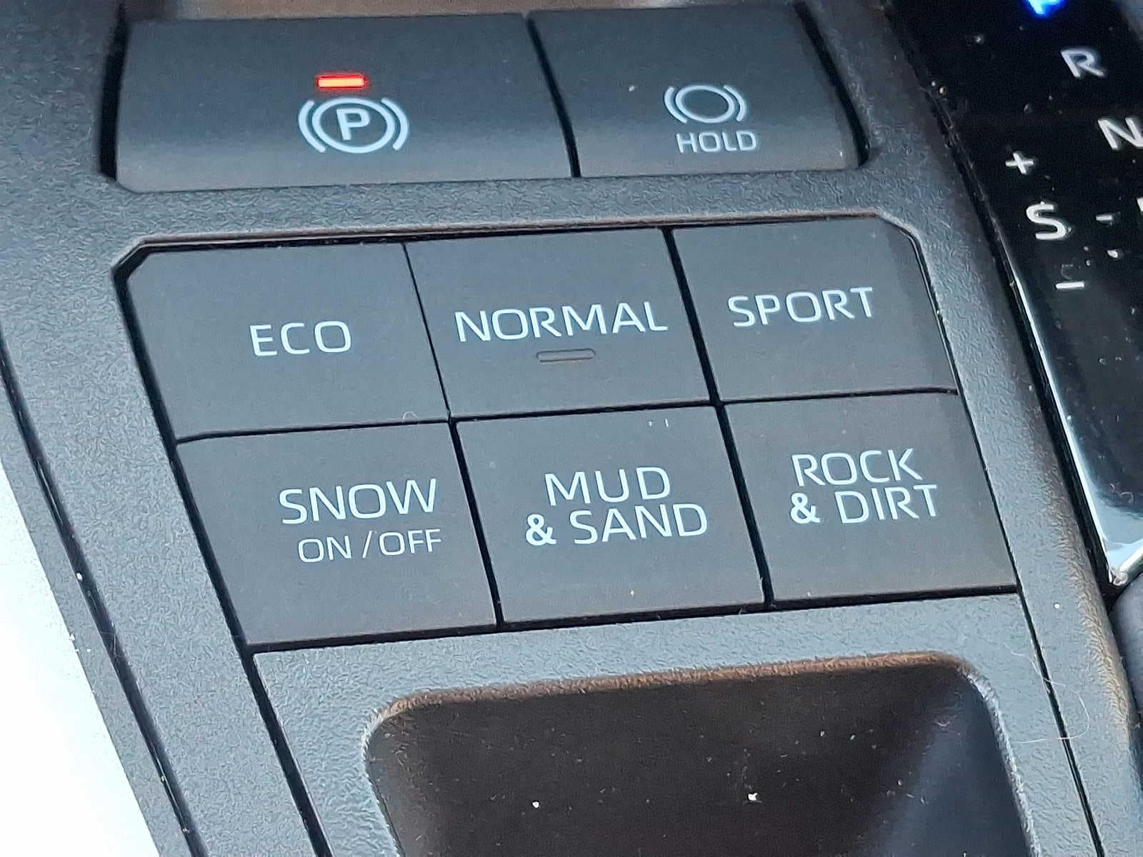 Thumbnail: 2025 Toyota RAV4 - 25