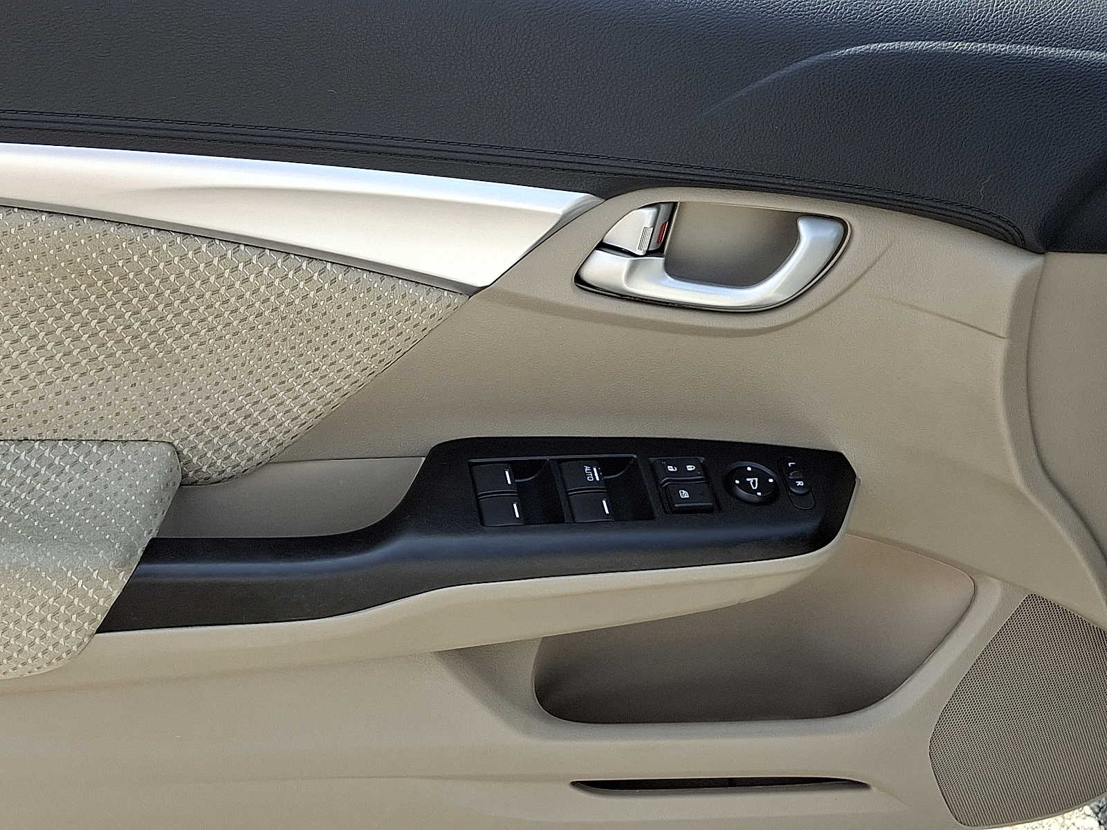 Thumbnail: 2015 Honda Civic - 11