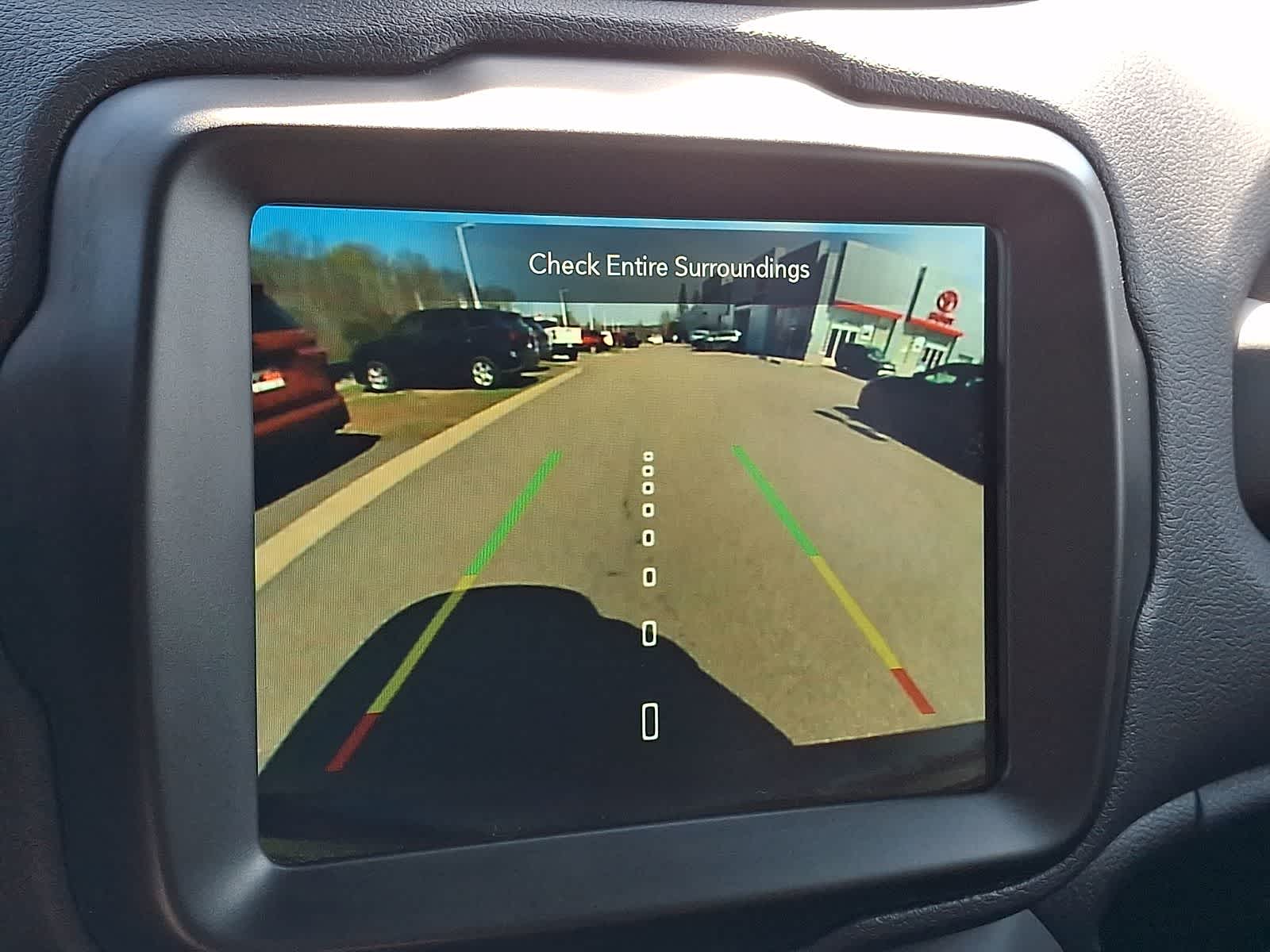 Thumbnail: 2022 Jeep Renegade - 20