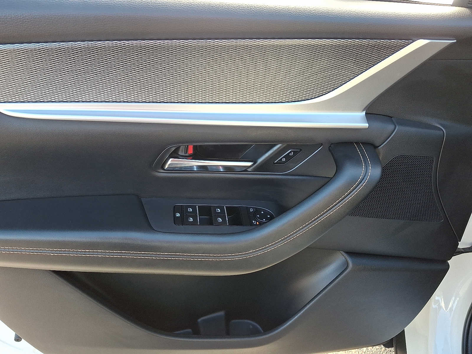 Thumbnail: 2024 Mazda CX-90 - 15