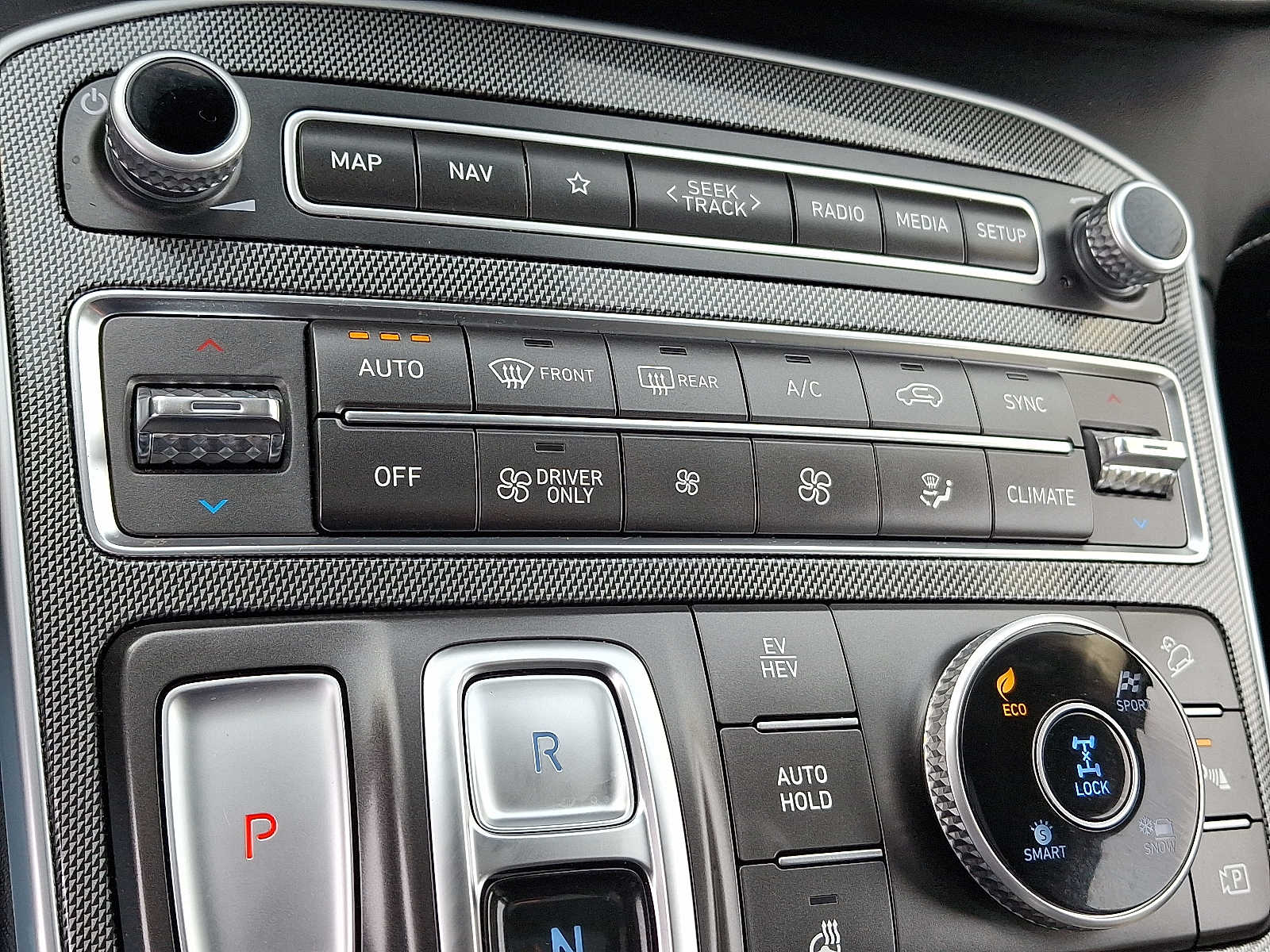 Thumbnail: 2023 Hyundai Santa Fe - 17