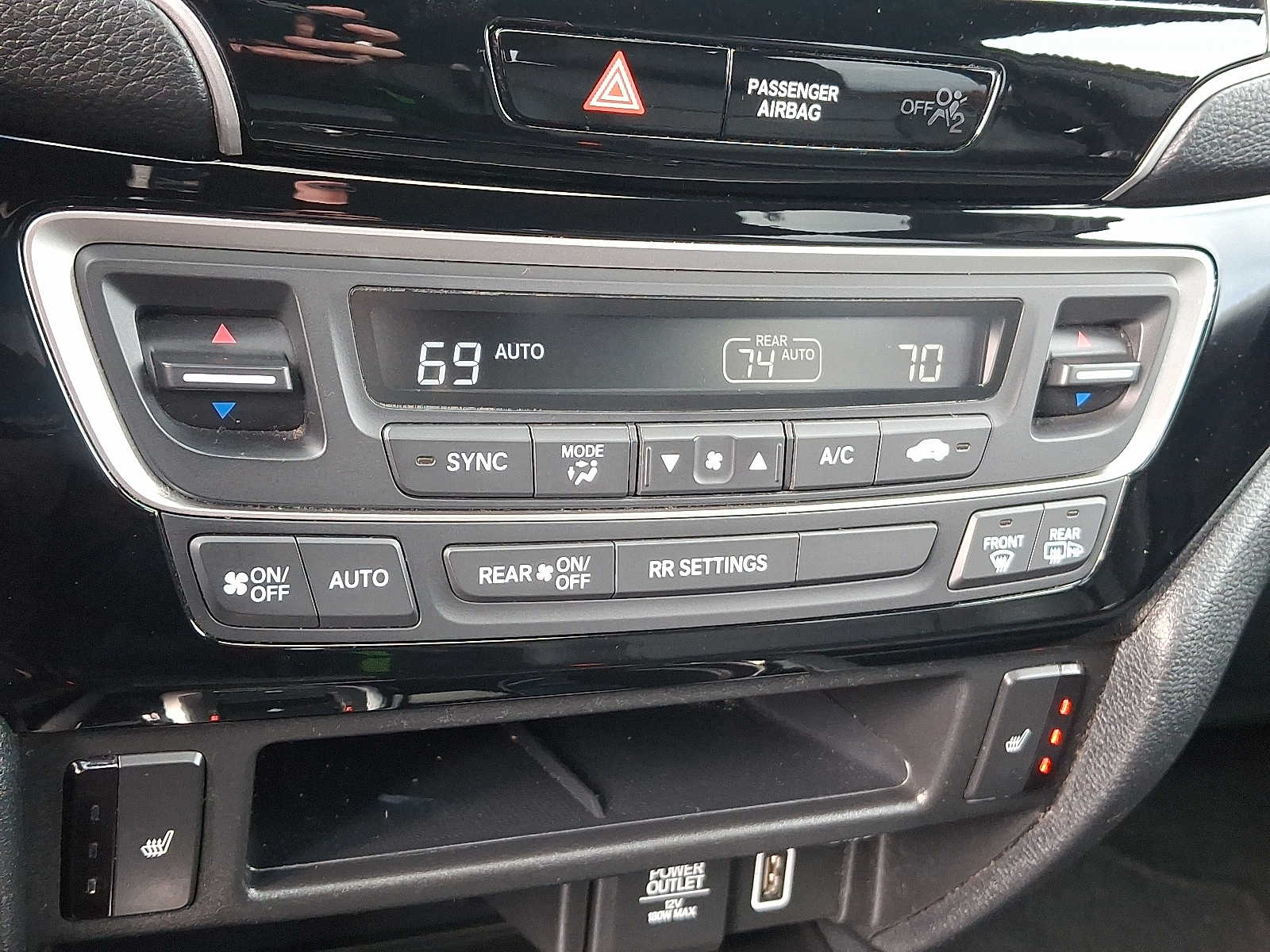 Thumbnail: 2019 Honda Passport - 18