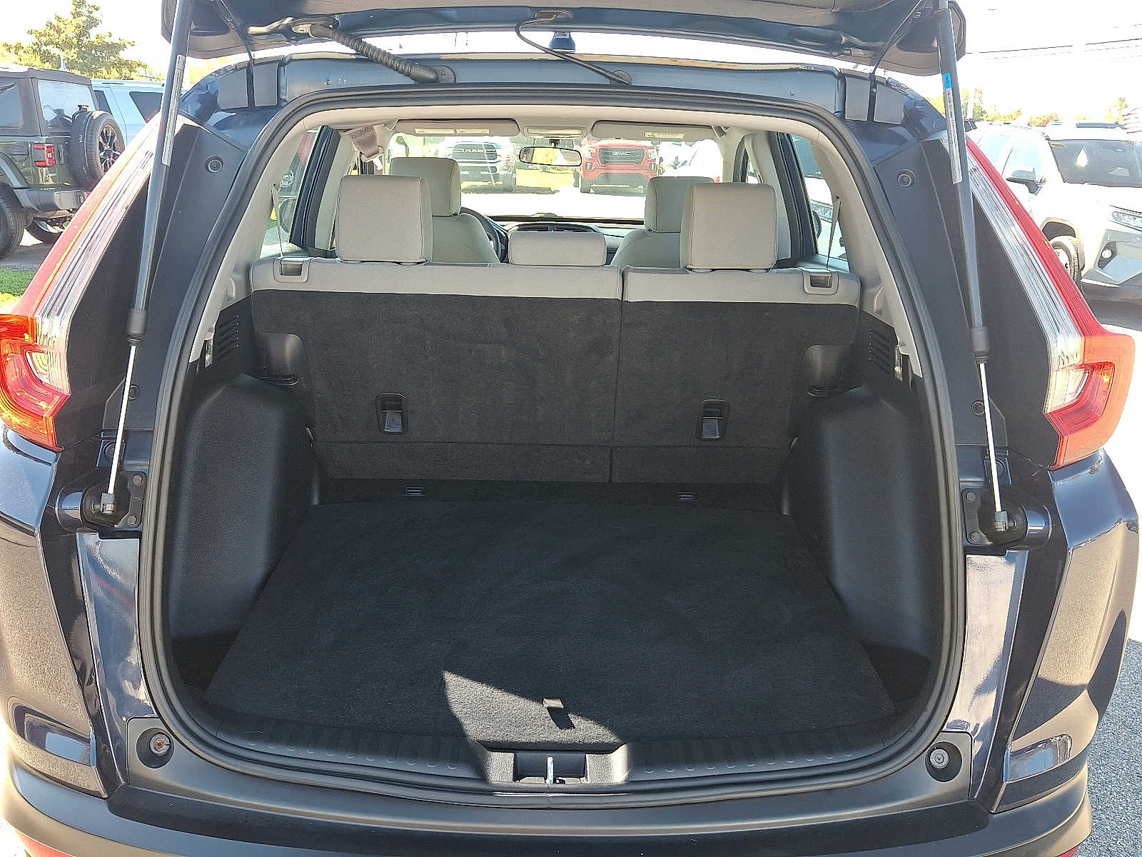 Thumbnail: 2017 Honda CR-V - 28