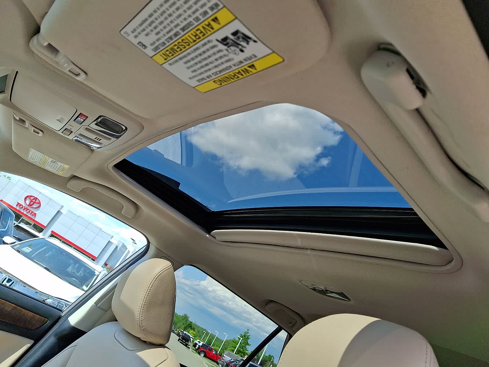 Thumbnail: 2018 Subaru Outback - 16